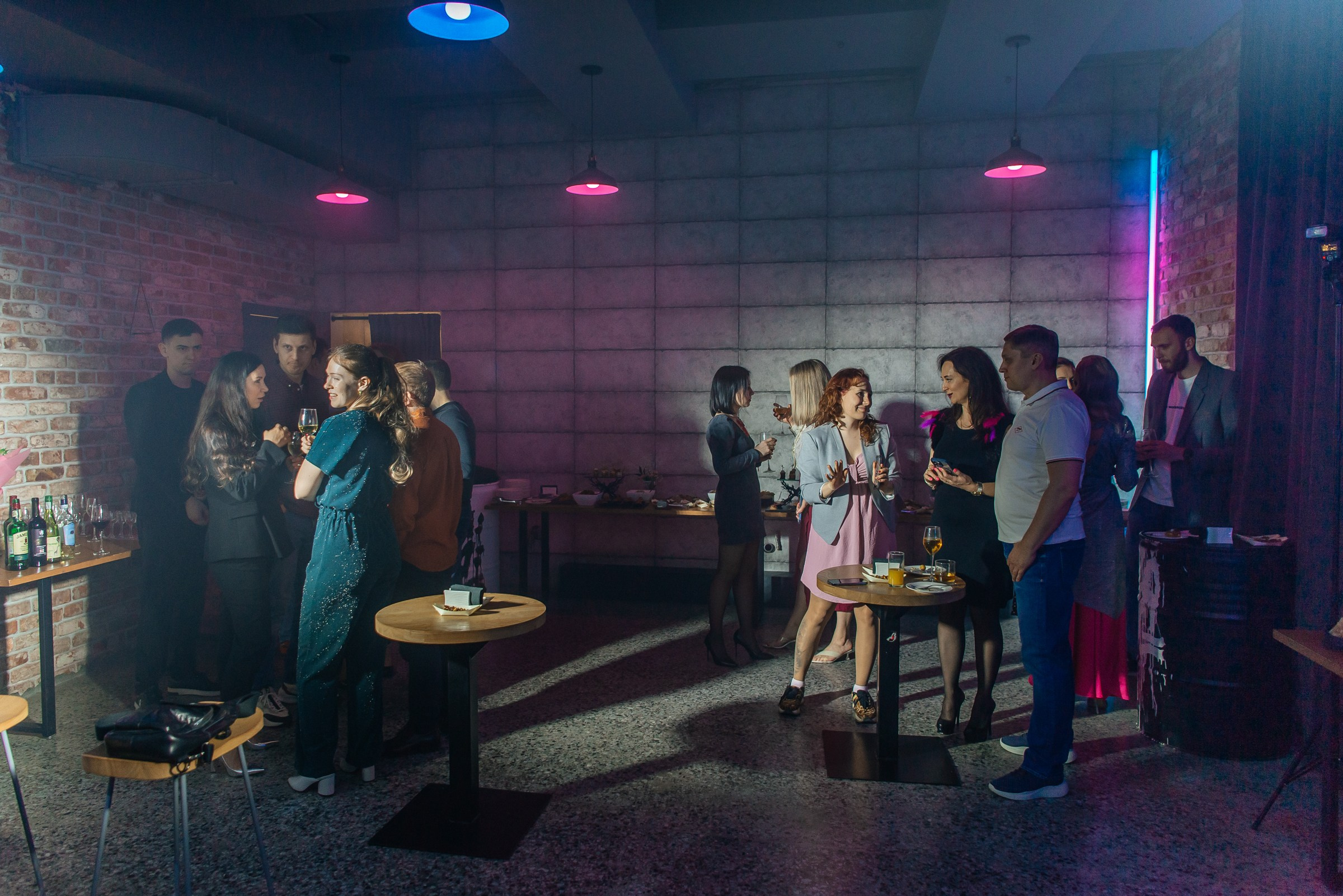 День рождения в Арт Лофт Краски. Профессиональный фотограф в Екатеринбурге Ирина Смирнова