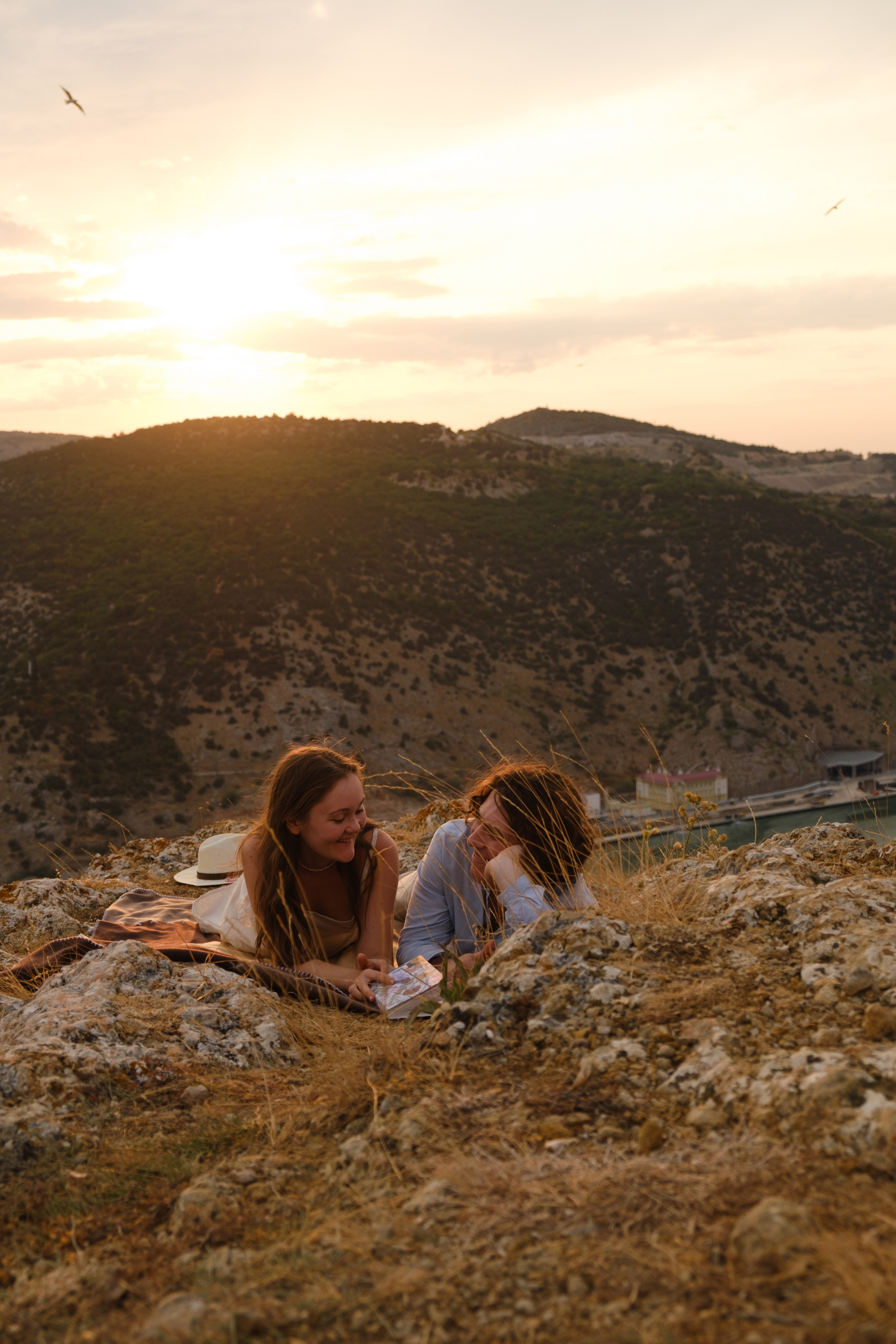 Л+Н в Балаклаве. Профессиональная фотосъемка в Крыму. Натуральные эмоции и живые кадры. Забронируйте дату прямо сейчас!