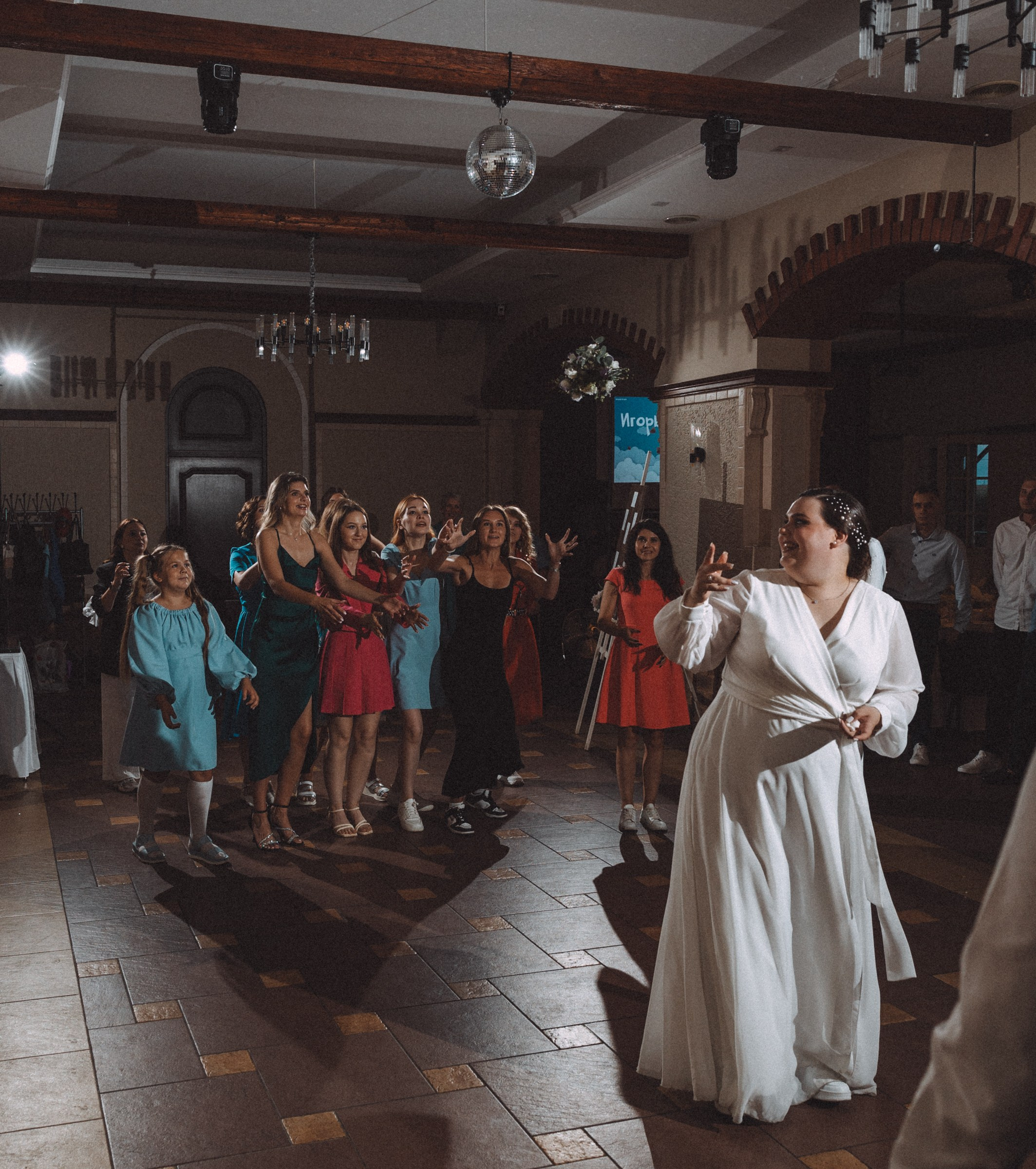 Свадебная съемка. Свадебный и Семейный Фотограф в Гатчине и Санкт-Петербурге Виктория