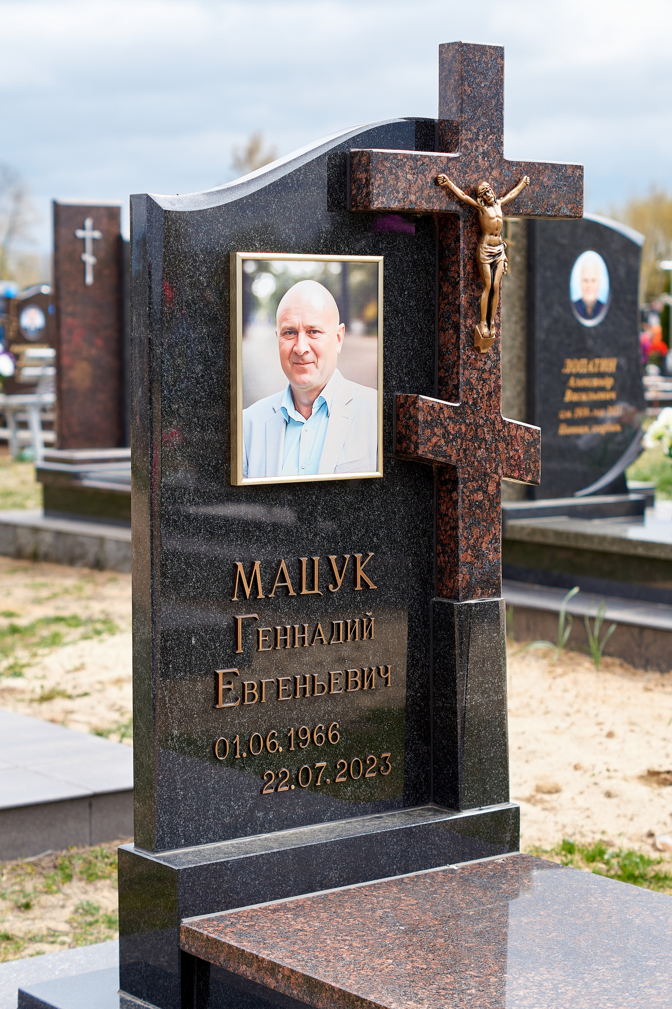 Примеры работ. Изделия из гранита