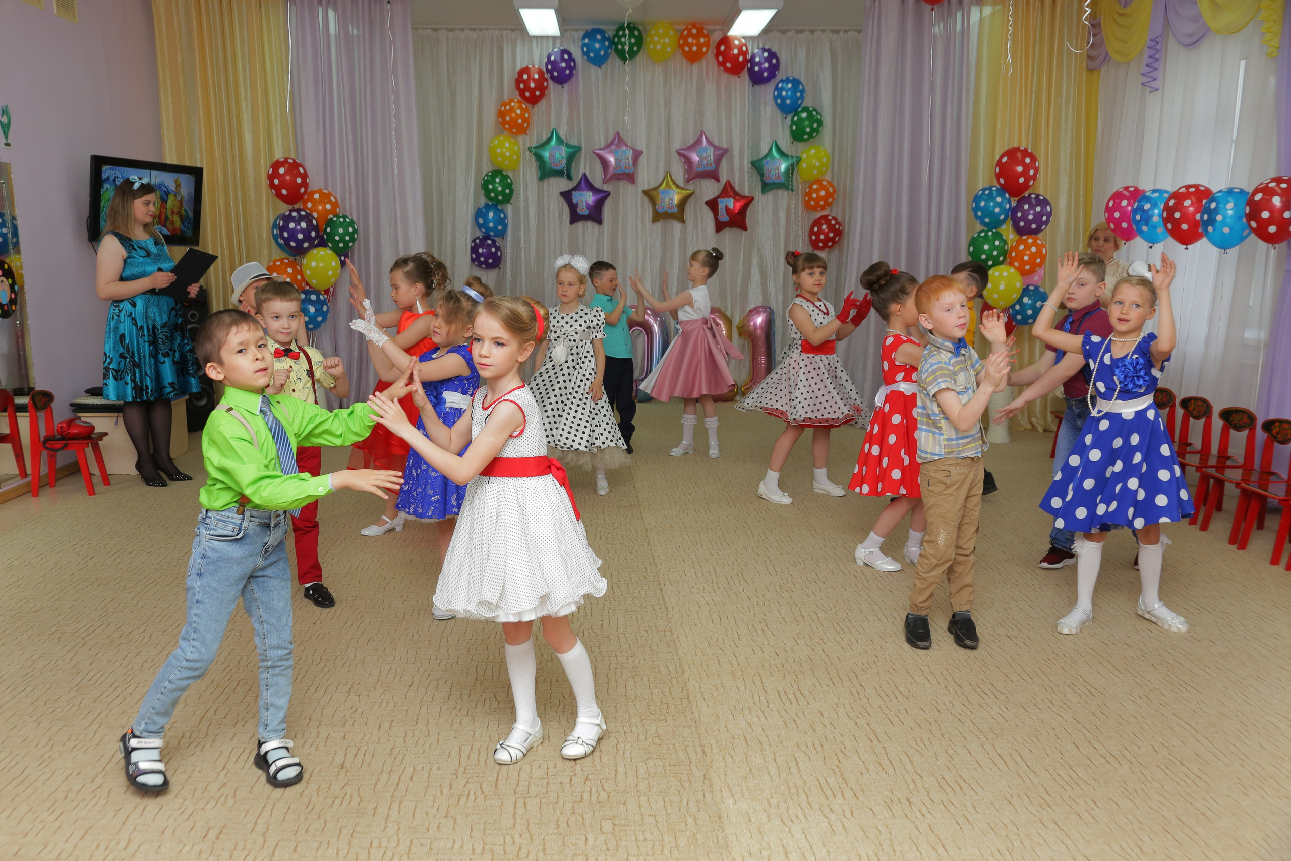 ВЫПУСКНОЙ БАЛ (детсад). Детский и Школьный фотограф Светлана Гулова