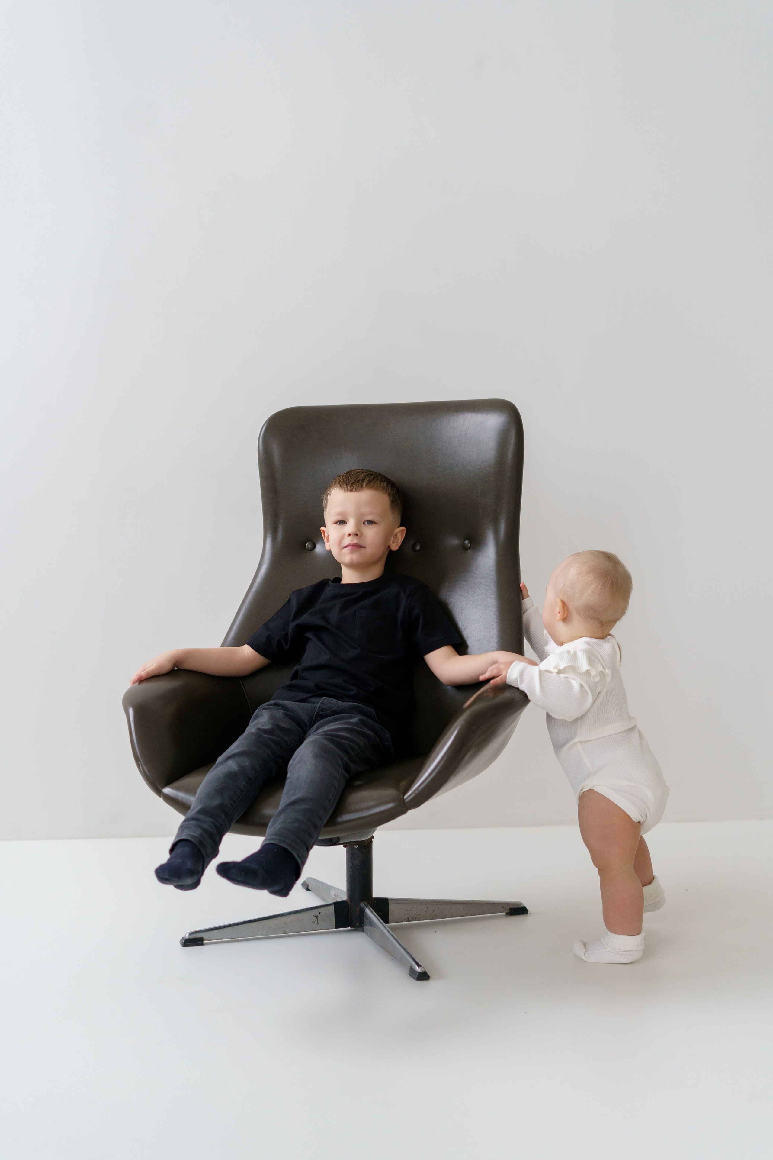 Наталья, Варя, Матвей, Саша. Главная