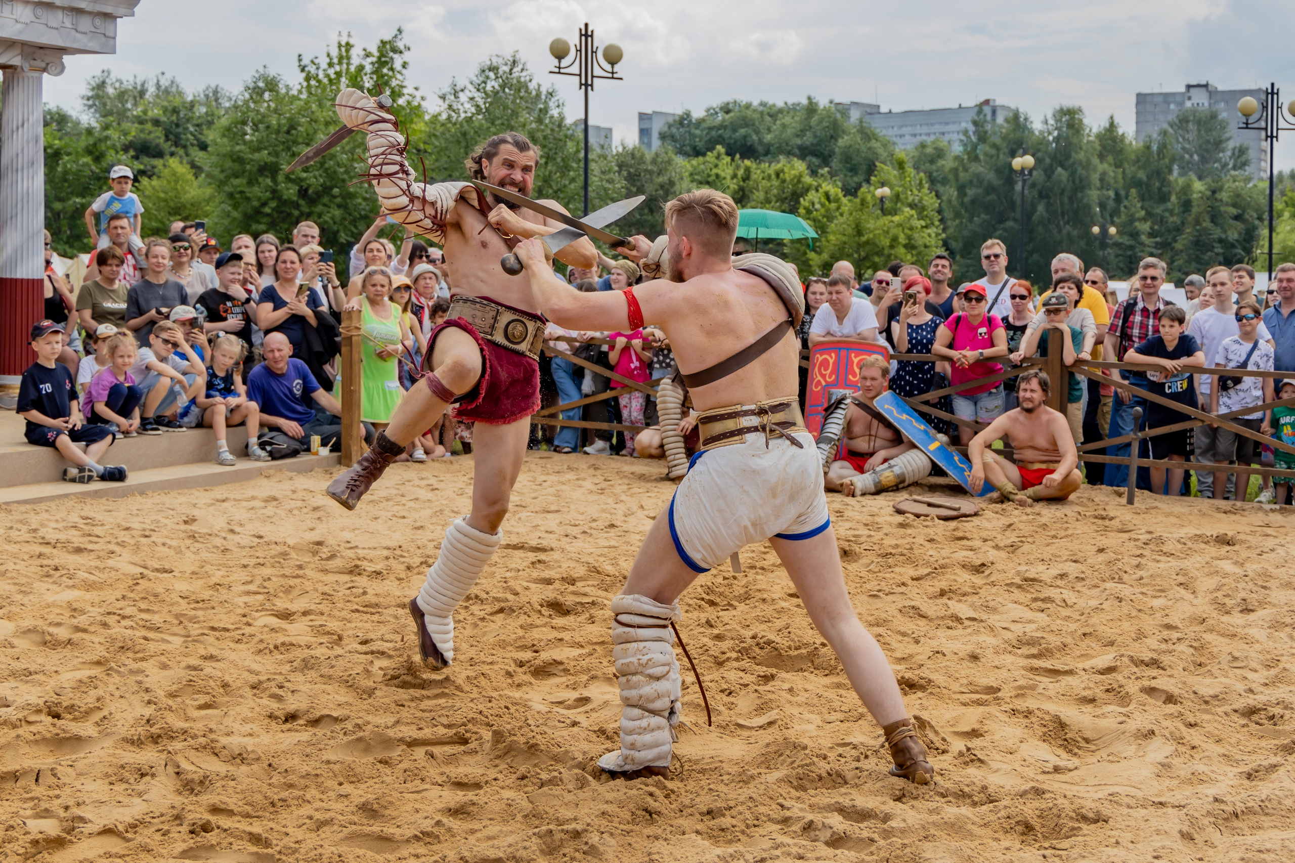 Времена и эпохи 2024. Ростокинский акведук. Площадка Античность. Репортажный, семейный и студийный фотограф в Москве Демин Алексей