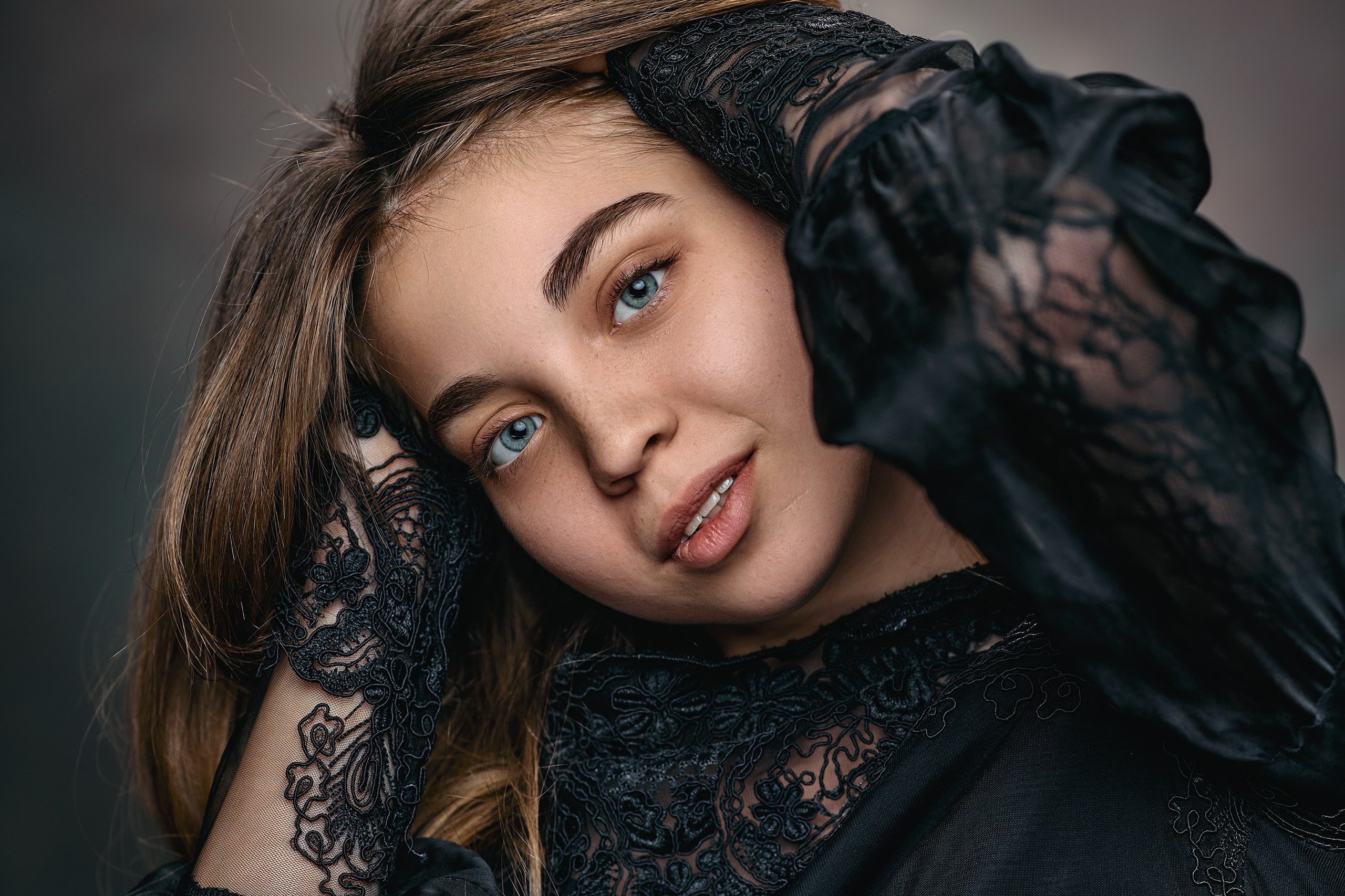 Женский портрет. Виктория. Фотосессия в Efimov Studio. Портретный фотограф во Владивостоке Сергей Ефимов. #СергейЕфимовФото