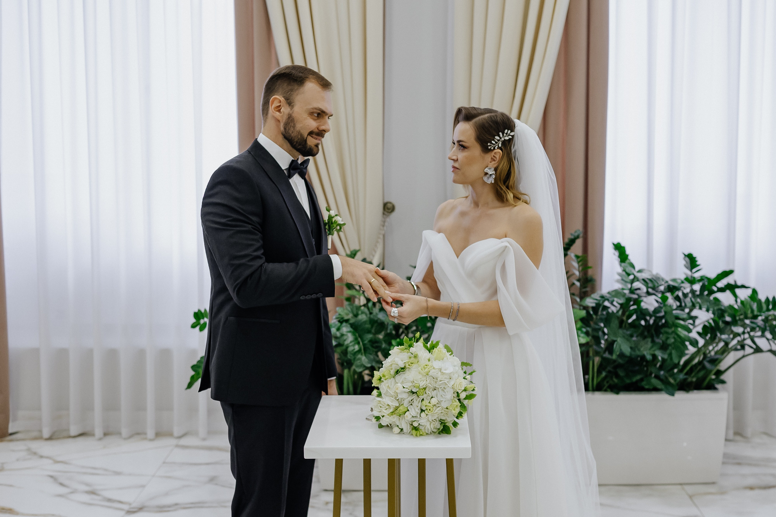 Свадебные сборы и фотосессия в отеле Милан. Свадебный фотограф Москва — Сергей и Татьяна