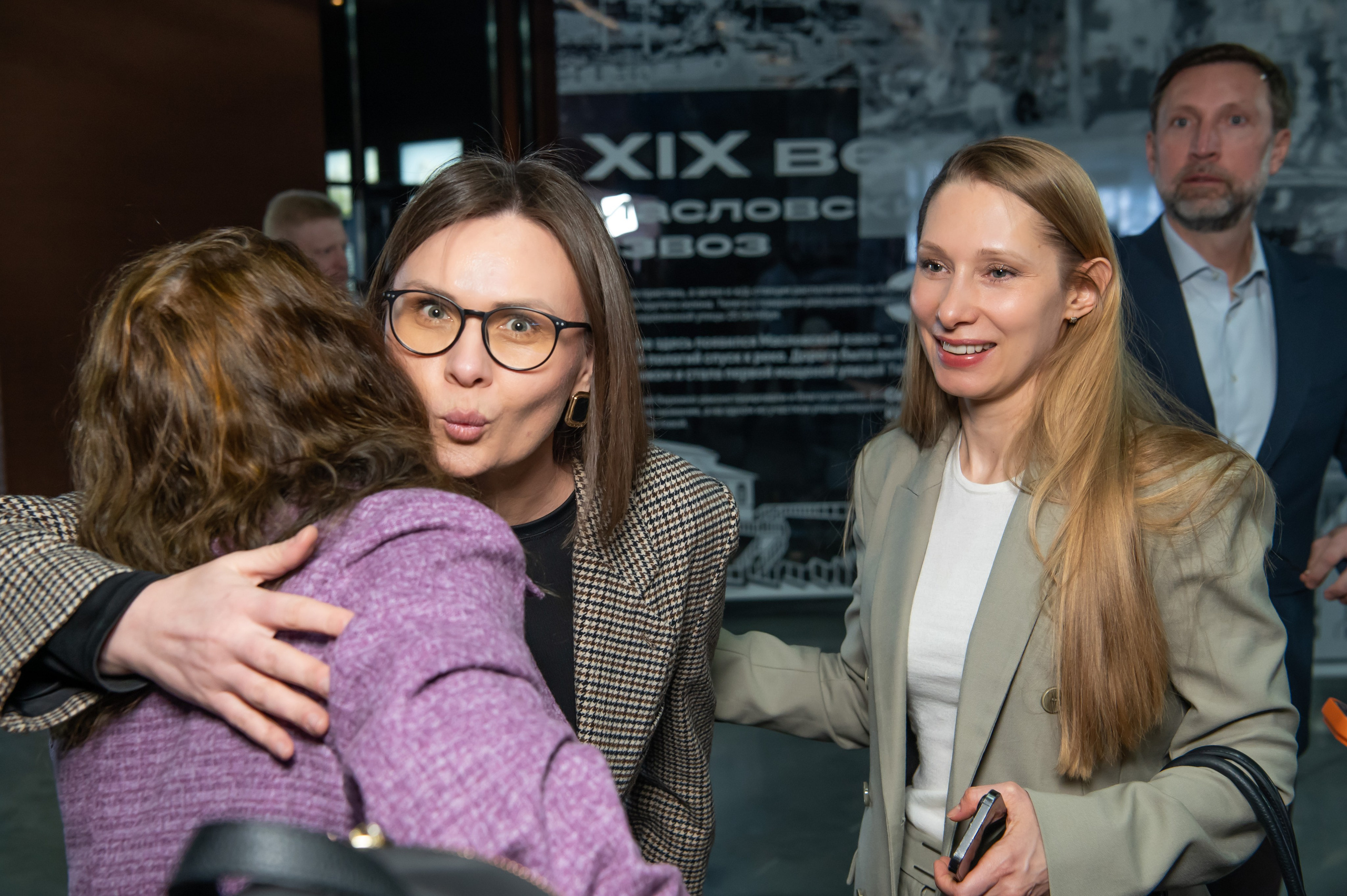 ВСЕРОССИЙСКАЯ КОНФЕРЕНЦИЯ по МОДУЛЬНЫМ ТЕХНОЛОГИЯМ и МАЛОЭТАЖНОМУ СТРОИТЕЛЬСТВУ_КОД СБОРКИ». Репортажный и семейный фотограф в Тюмени Владислав Шадиков