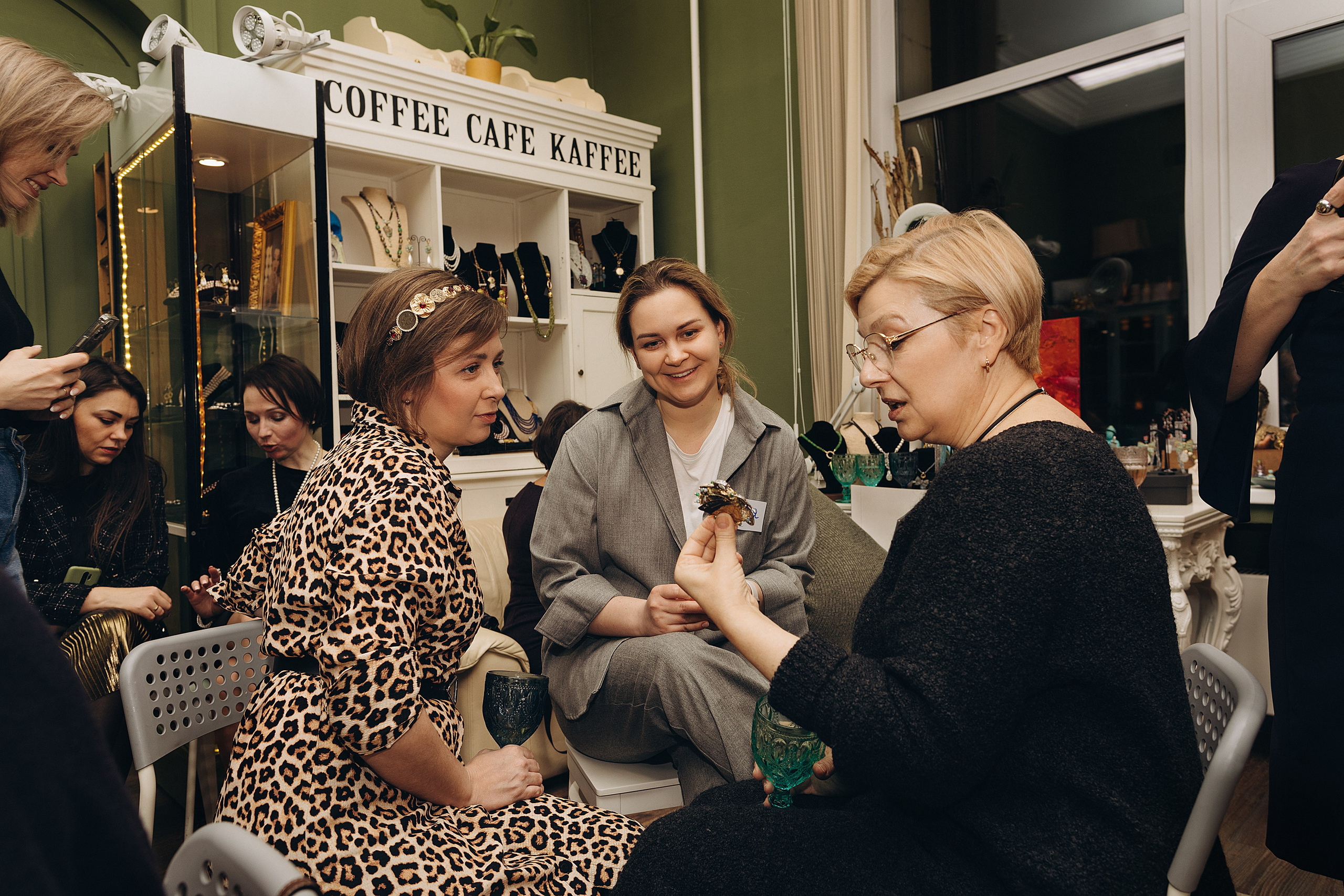 Тренинг. Встреча клуба, украшения. Портретный фотограф в Москве и МО Зимина Татьяна