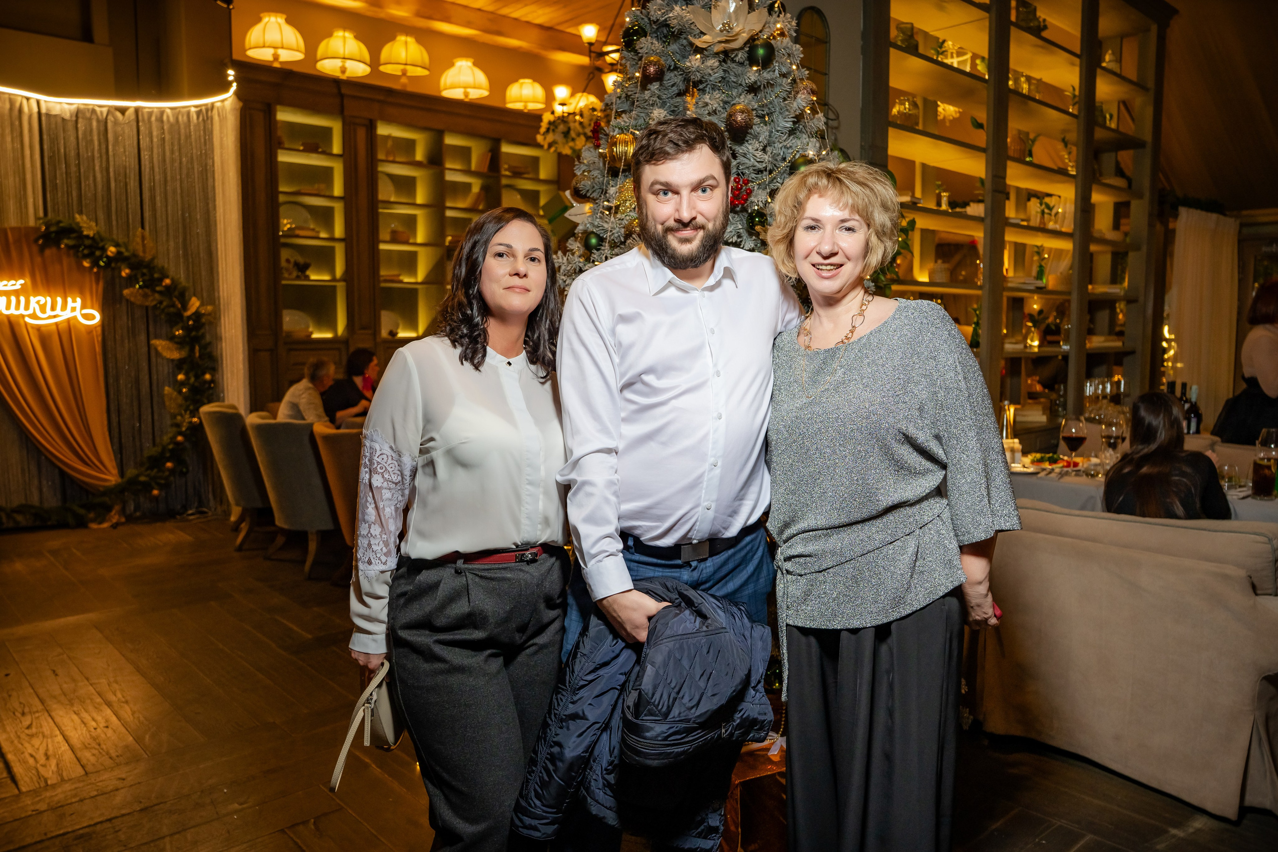 Сборные корпоративы в ресторане «Плюшкин» Декабрь 2025. Фотограф Александр Вишняков