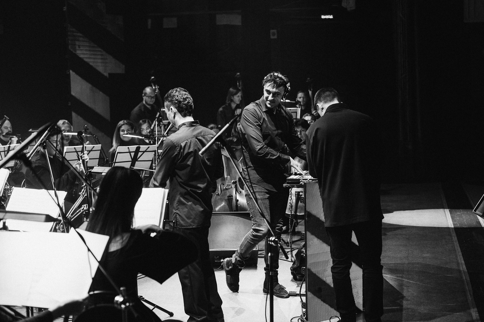 Концерт DJ Илья First. Свадебный фотограф Челябинск, Екатеринбург, Курган — Виктор Слуднов