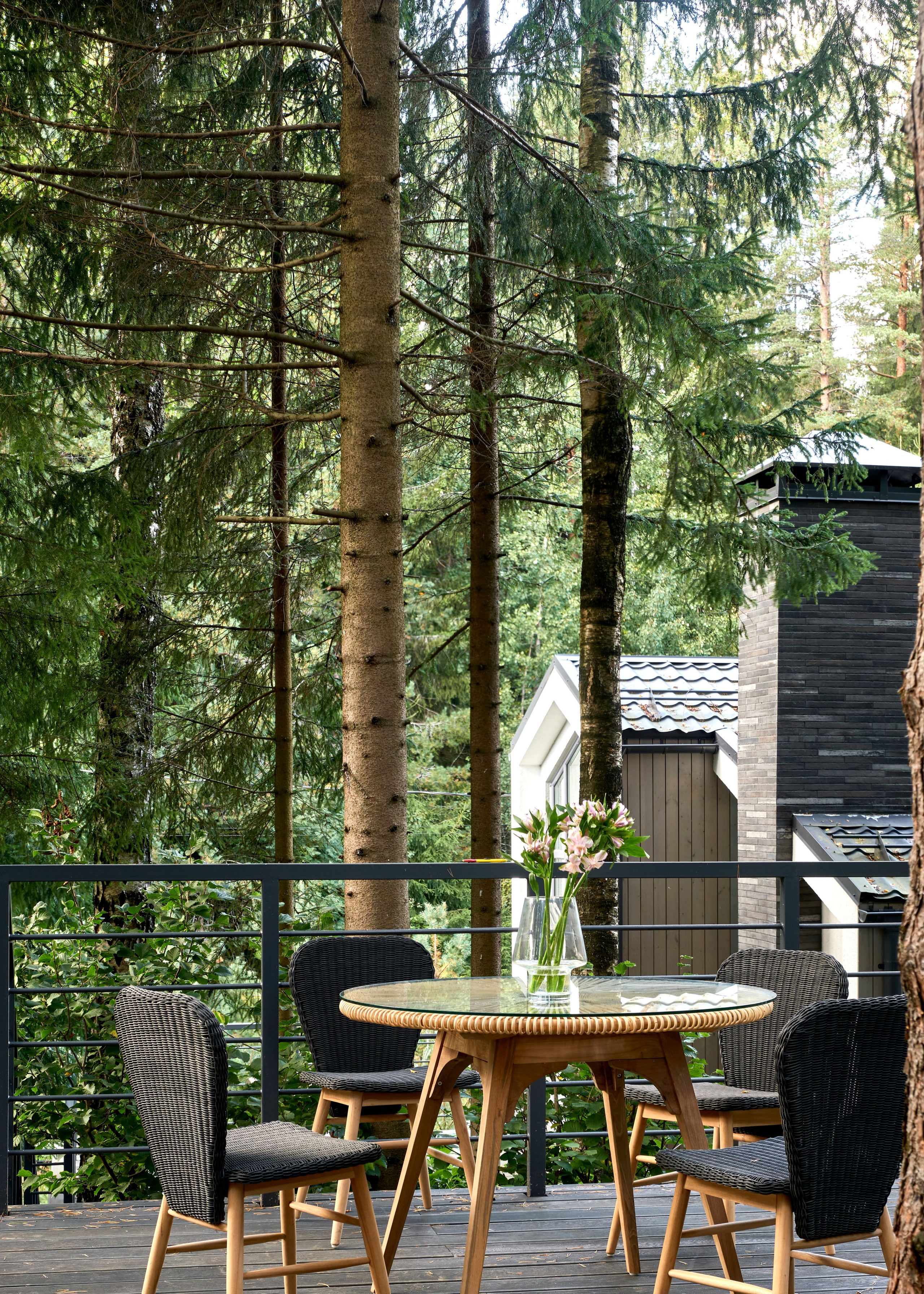 Ландшафтный и интерьерный фотограф Наталья Соловьева. Фотосъемка проекта сада Neula для ландшафтной студии Зелен | interioto