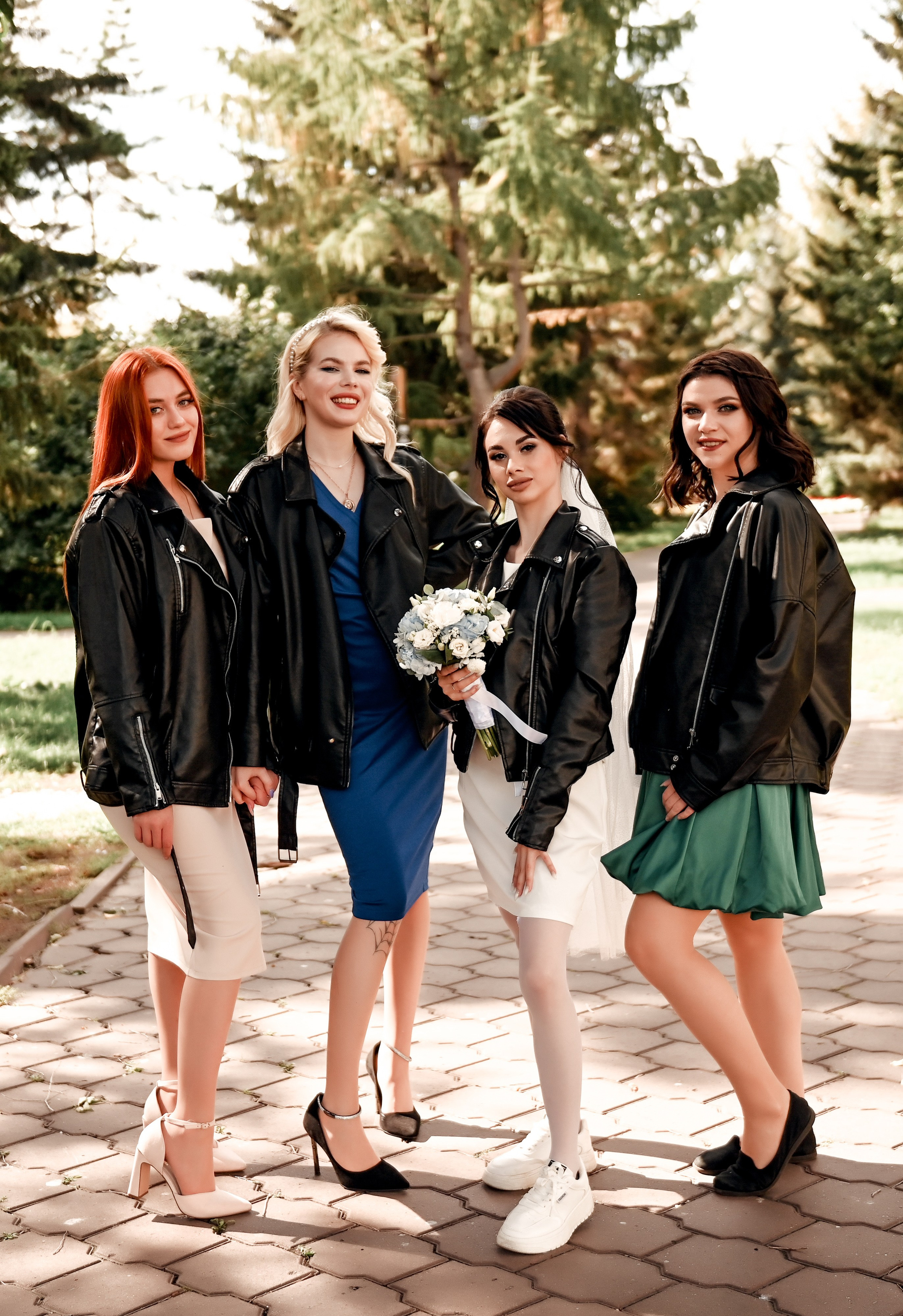 Небольшая часть фото со свадебной съемки Алексея и Даши. Свадебный, семейный, детский, контент фотограф в Омске Максим Ильин