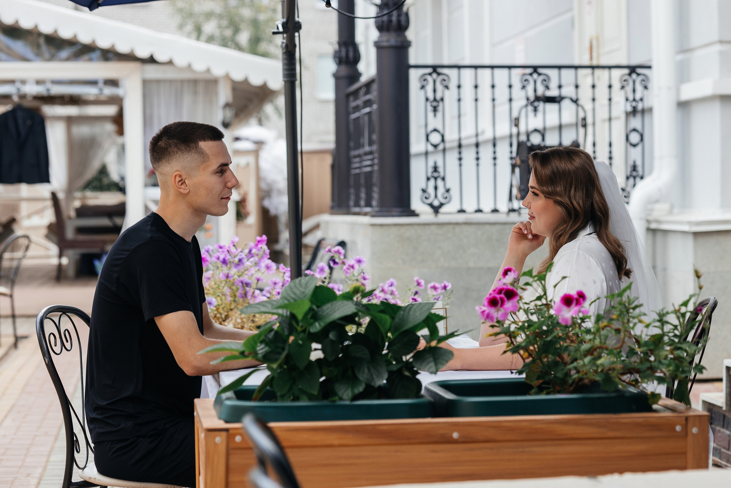 Романтическая фотосессия в исторической усадьбе. Олег Сверчков | Свадебный фотограф Вологда