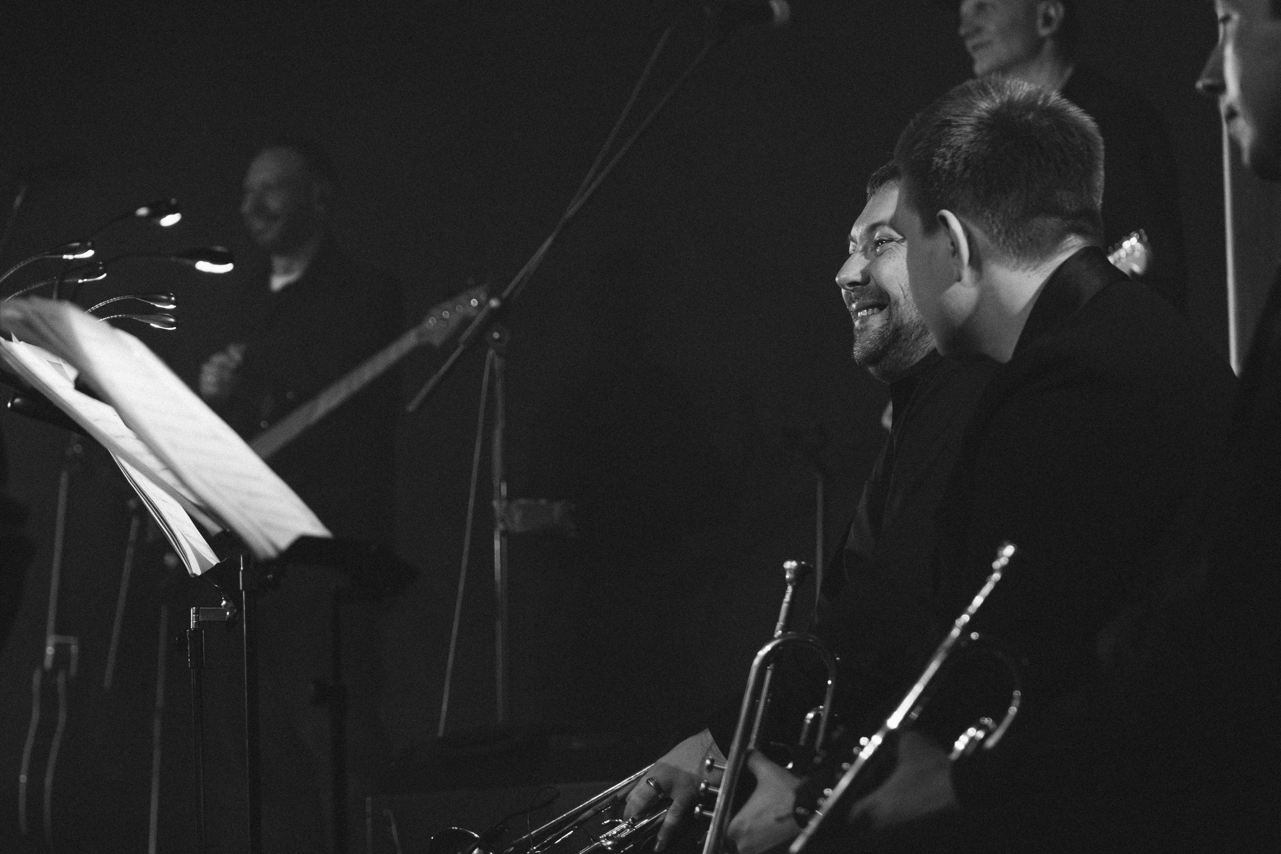 Сергей Бобунец в Красноярске 18.03.26. Фотограф Красноярск съемки лавстори, фотосессия в студии, портретная съемка, творческие фотосессии