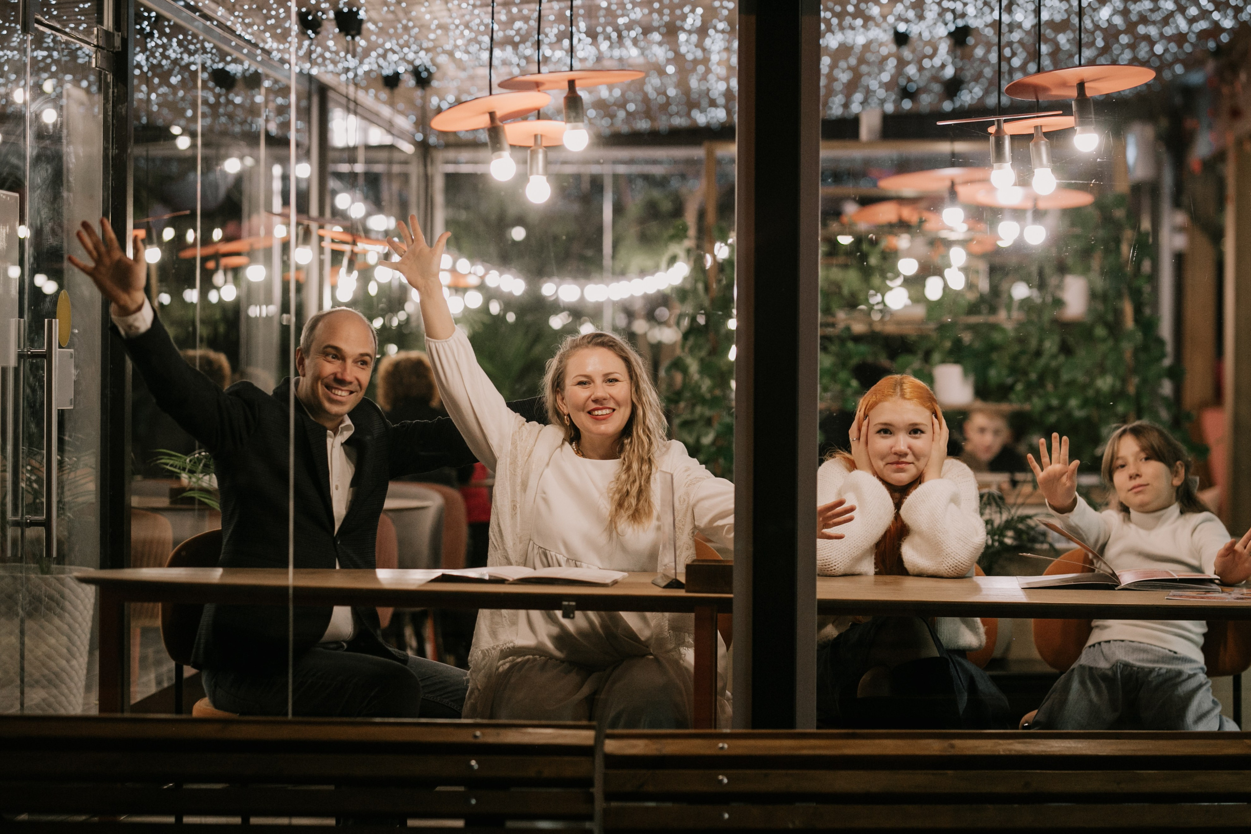 Дарья и Кирилл. Семейная прогулка. Фотограф в Крыму