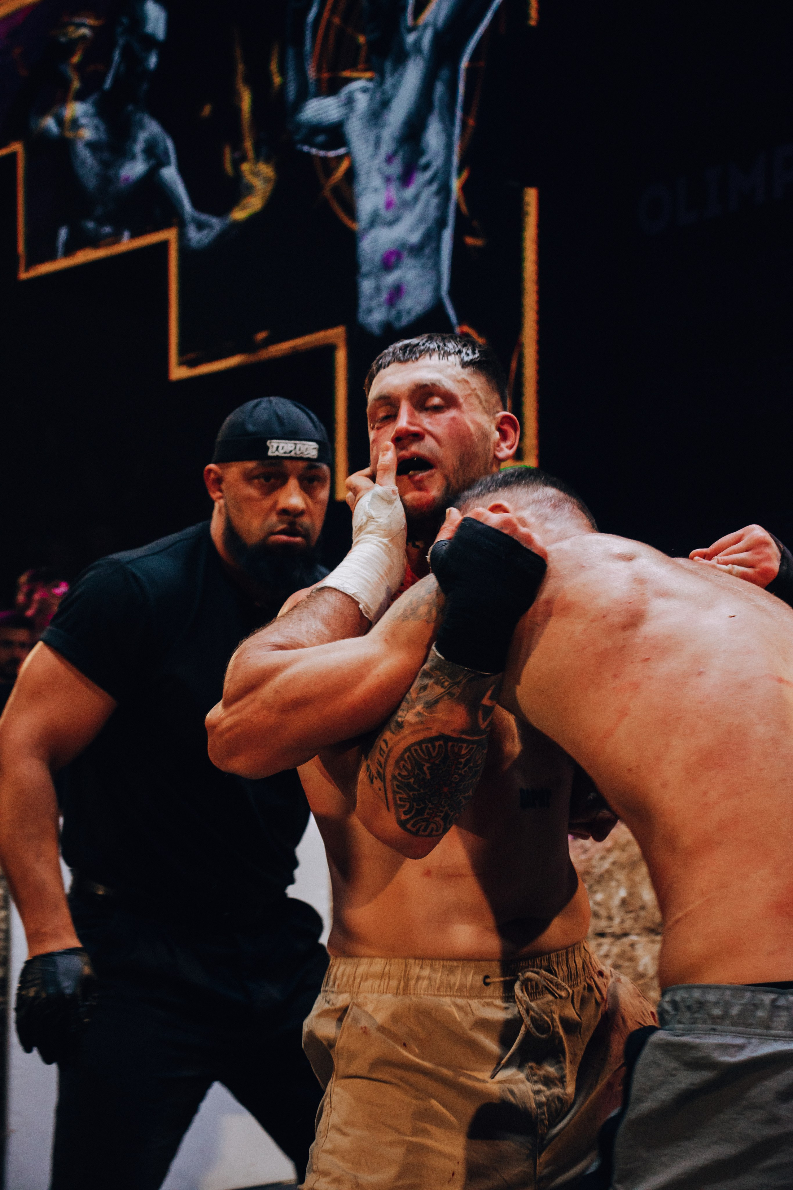 Кулачные бои TopDog. Анастасия Тен