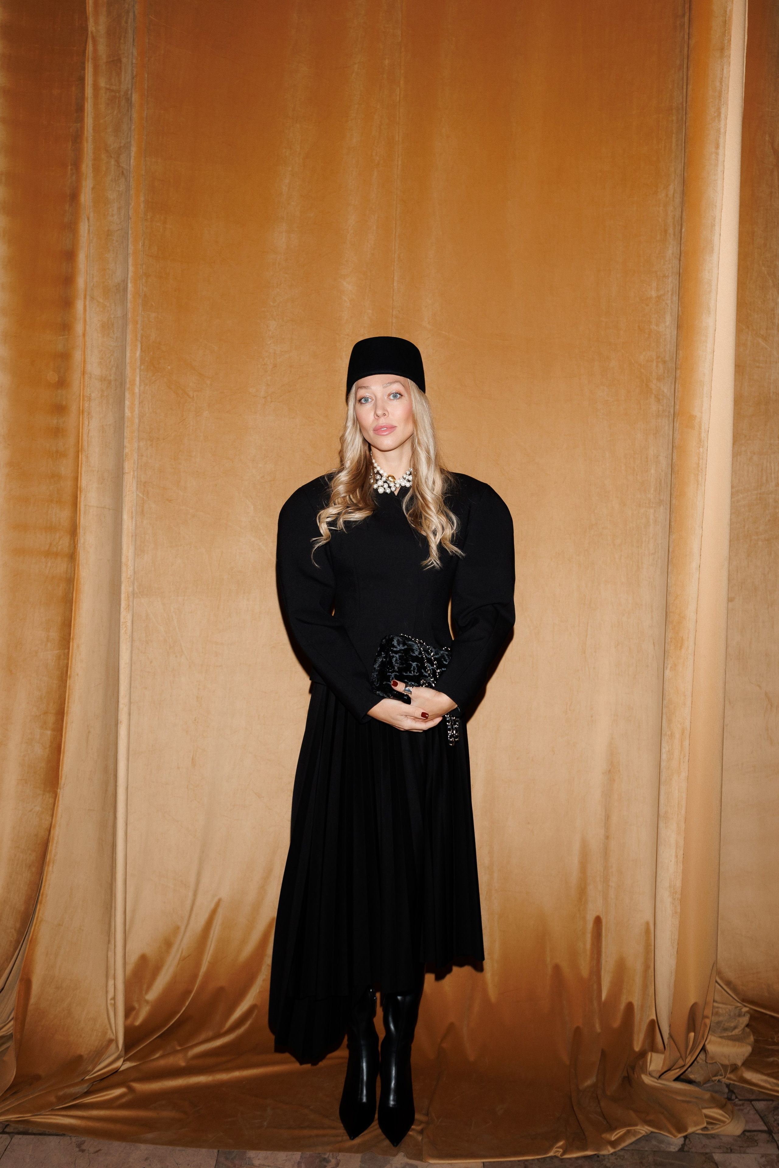 PARISIENNE. Lichi Fashion show. Aleksandr Tsukanov