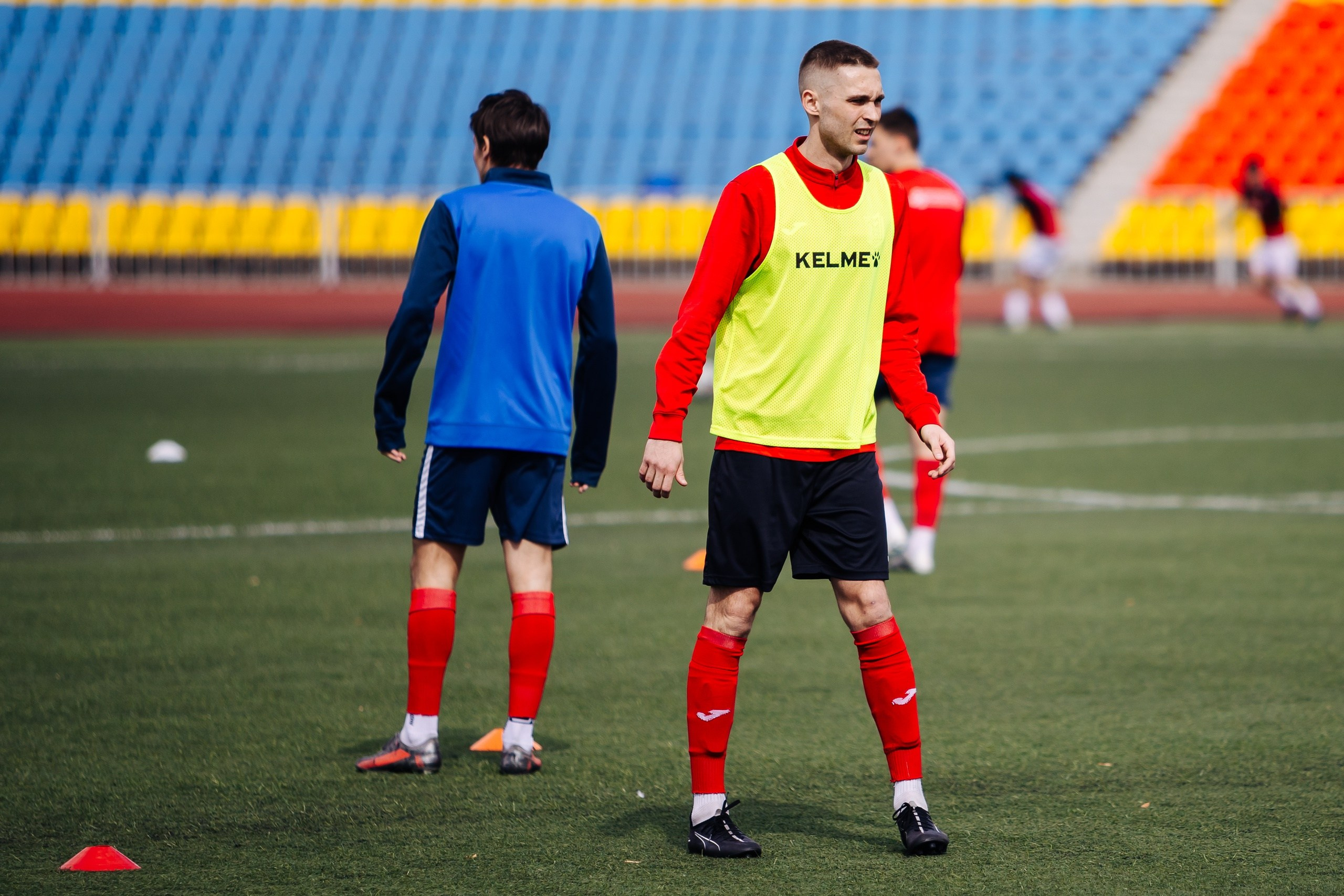 ФК «Металлург-Магнитогорск» vs ФК «ОСШ-Челябинск-М» // 05.04.25. Денис Прохоров Фотограф в г. Магнитогорск