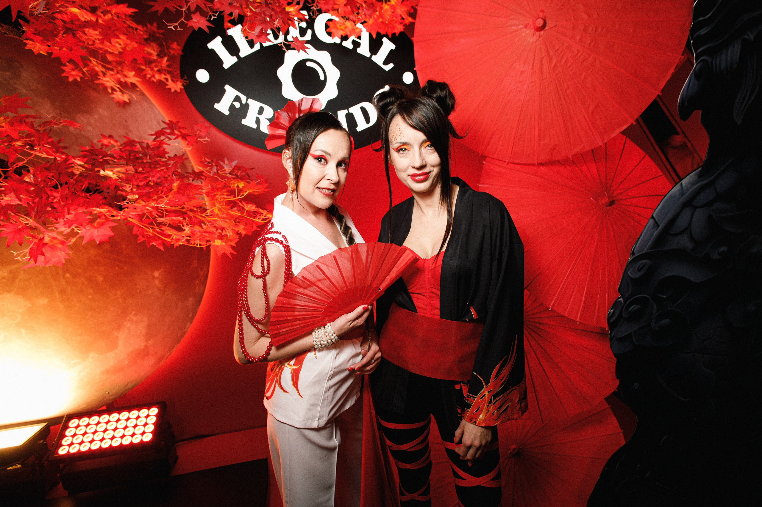 ILLEGAL FRIENDS | ASIA. СВОИ. ФОТООТЧЕТЫ-СОБЫТИЯ-МЕСТА