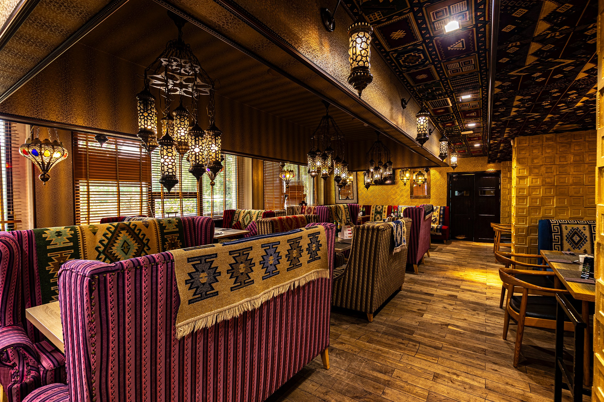 Интерьер Узбечка Z-1. Профессиональный фотограф в Астане