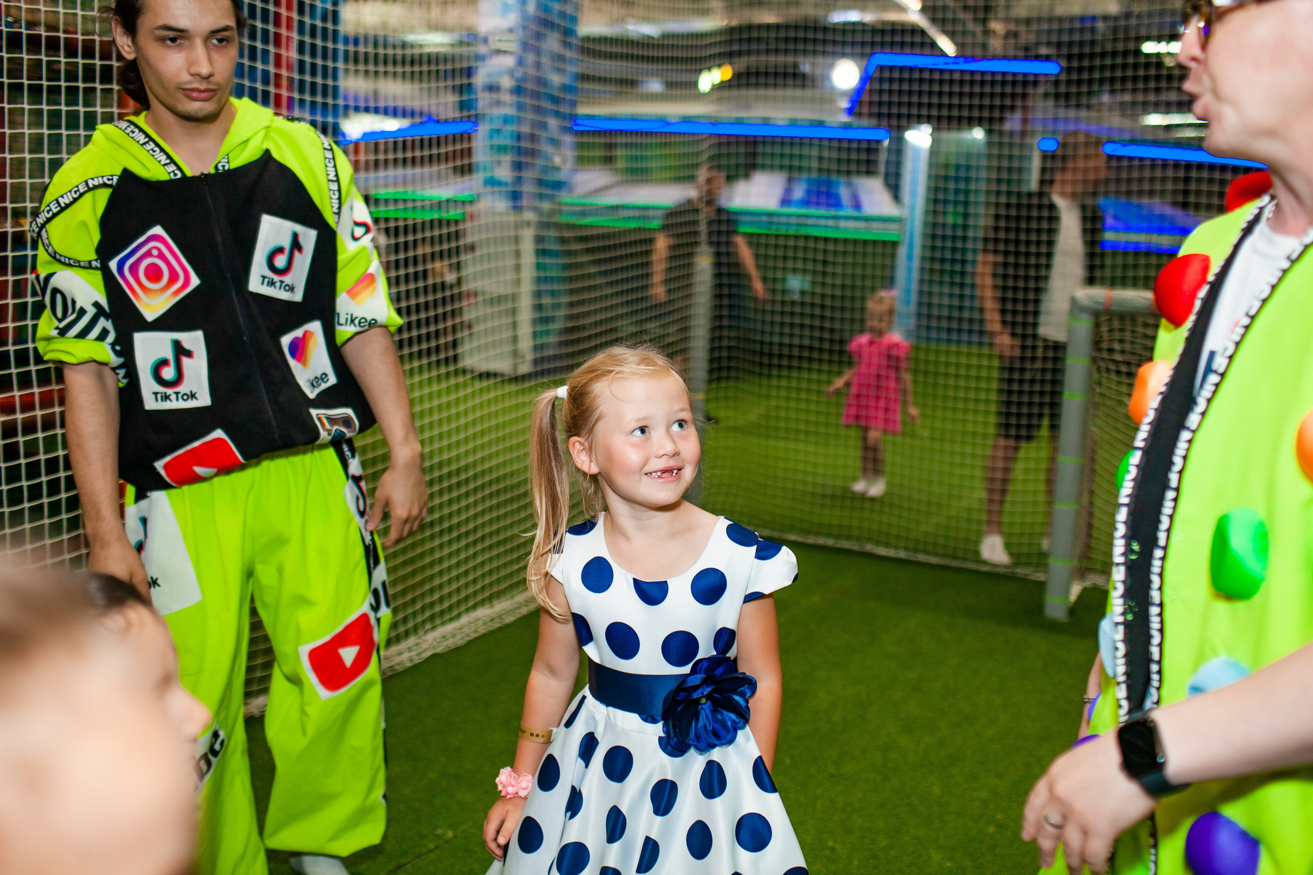 День рождения Даши Ленточная дискотека. Детский и семейный фотограф в Санкт-Петербурге Елизавета Сорокина