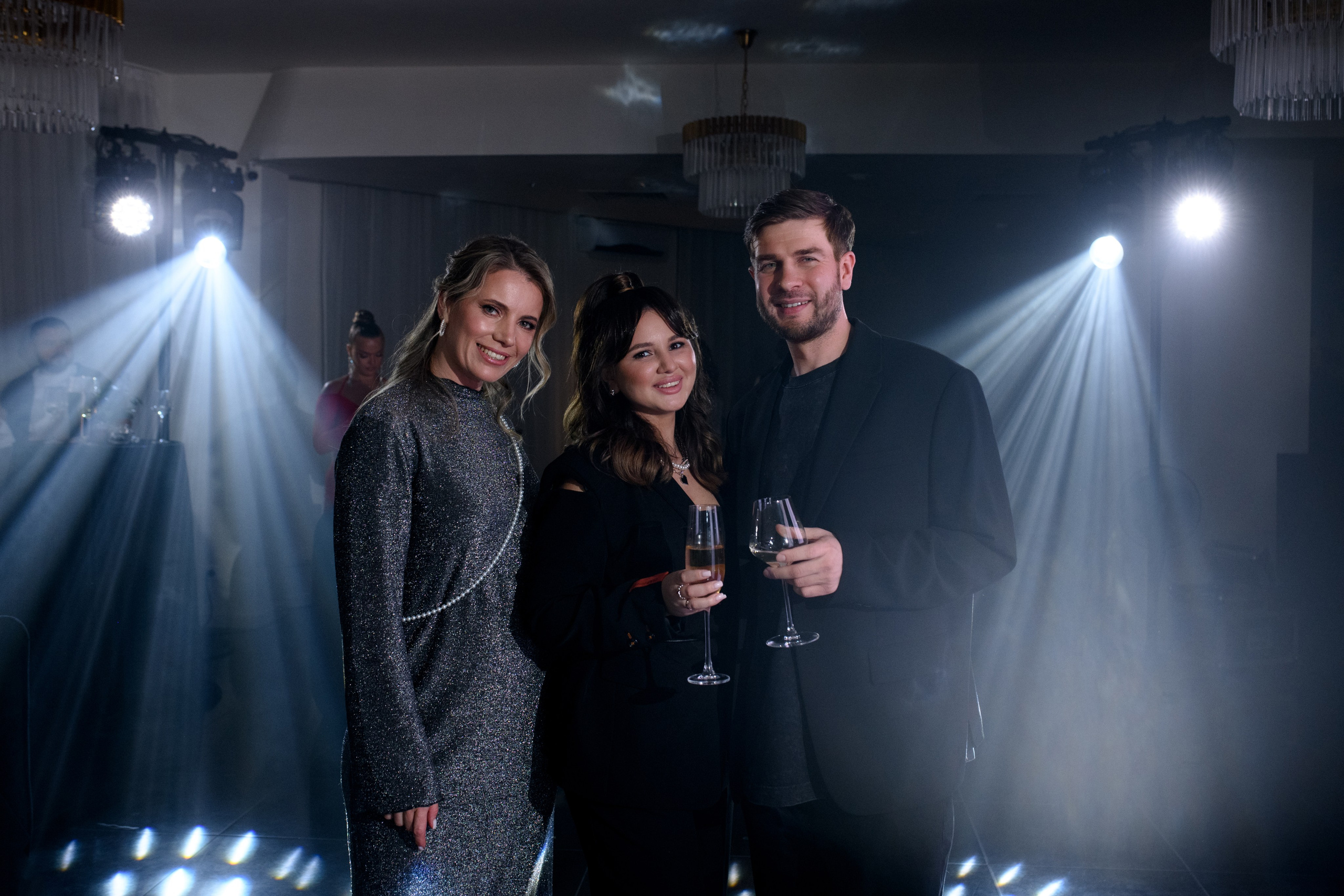 MORE AMORE EVENT HALL — BIRTHDAY`25. Свадебный фотограф Екатеринбург/Челябинск — Любовь Волохова