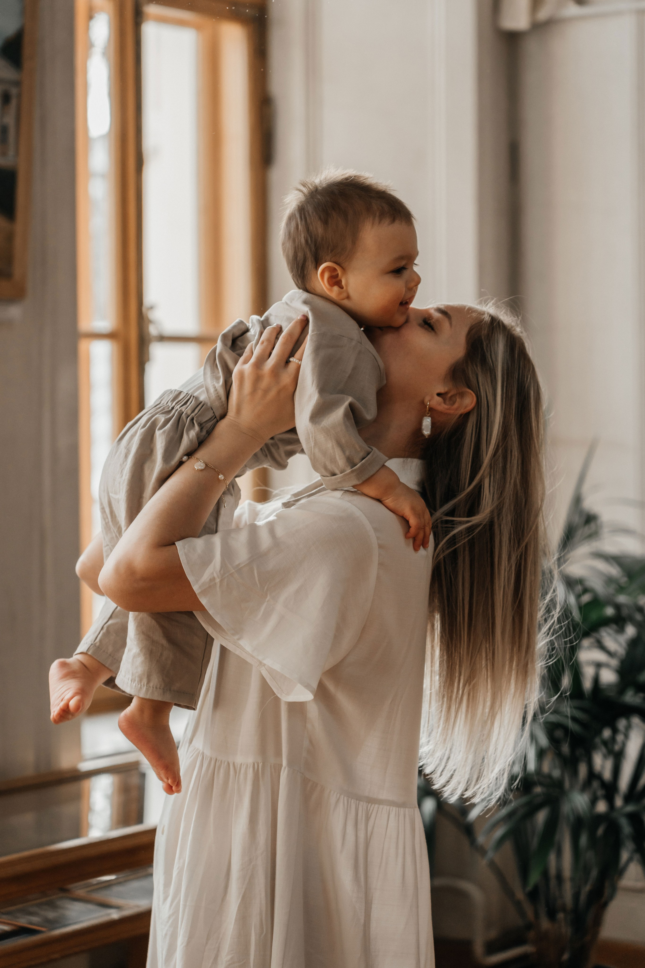 Маленькие ножки в читальне им. Пушкина. Ваш фотограф Вика Артемова