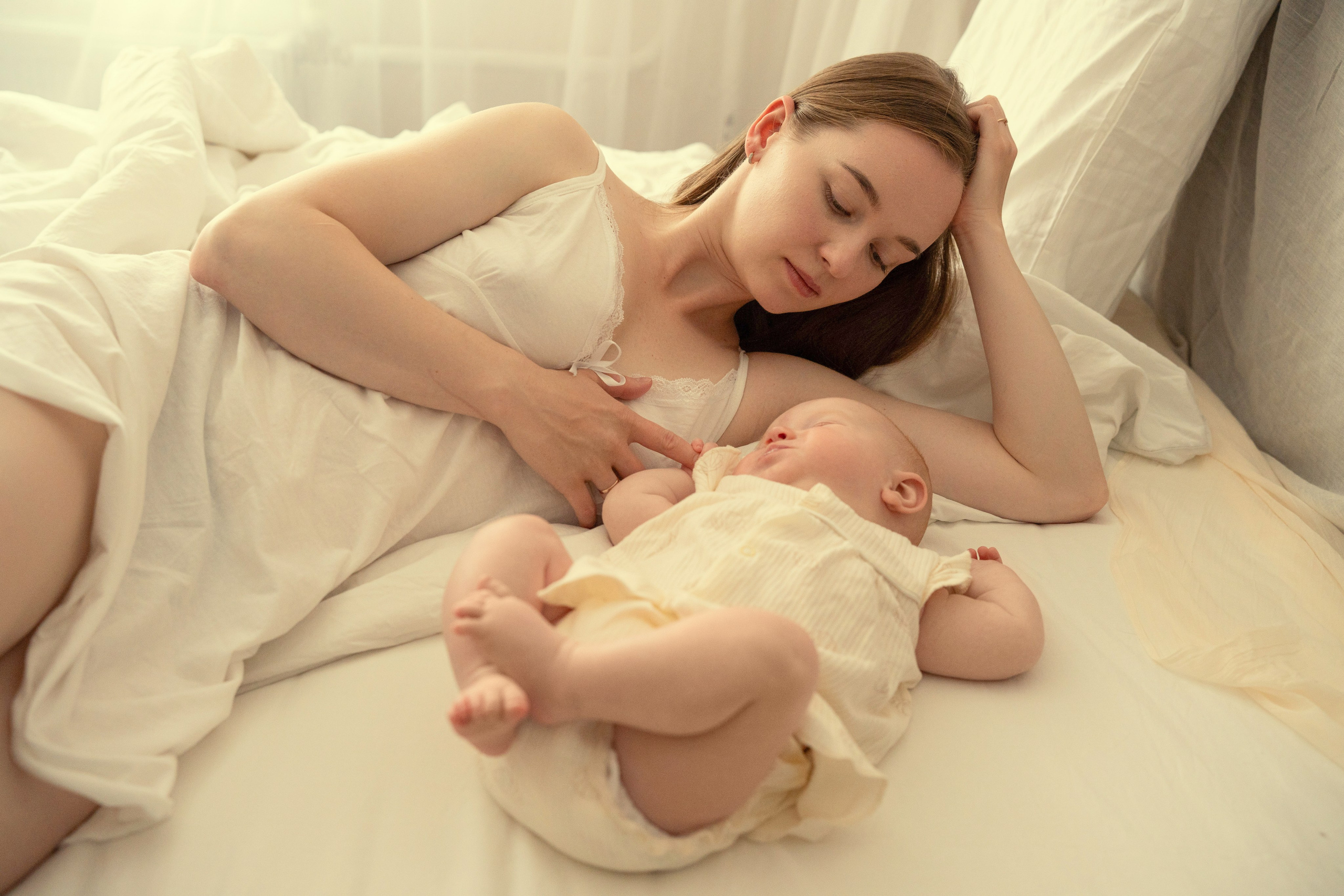 Фотосессия малышей до года дома