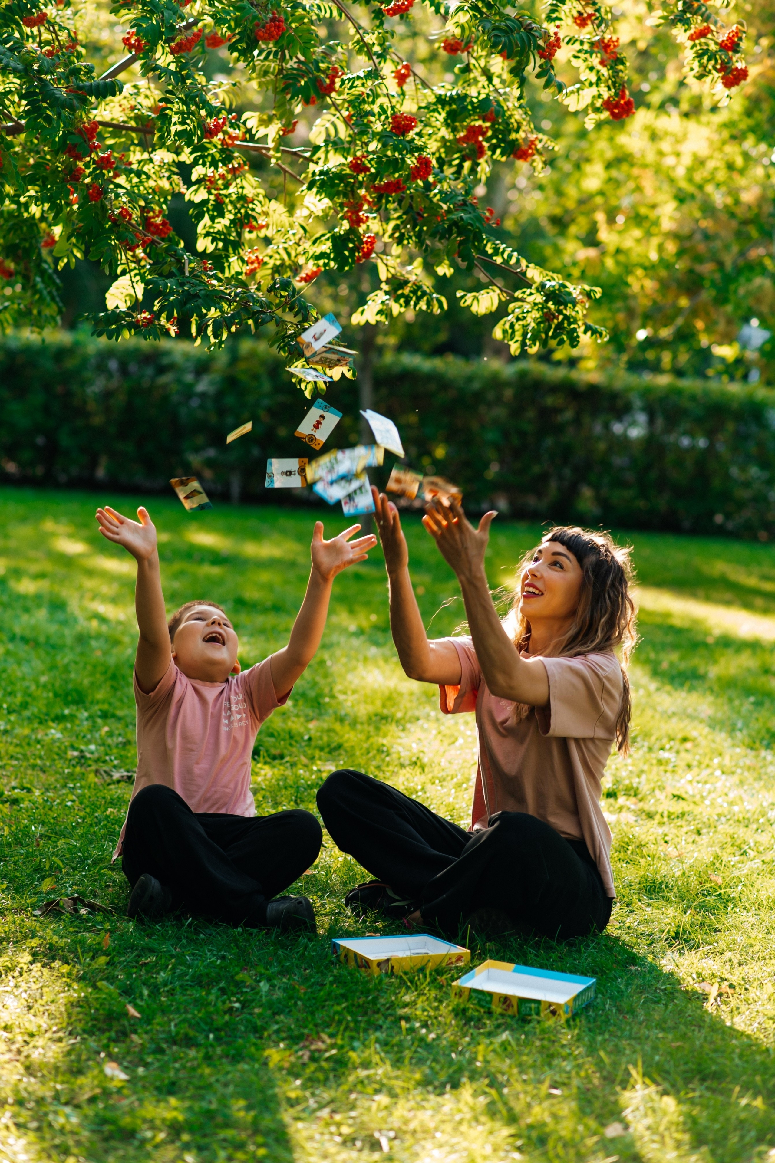 Мама и сын. Прогулка. Семейный фотограф в Оренбурге Анна Рожкова