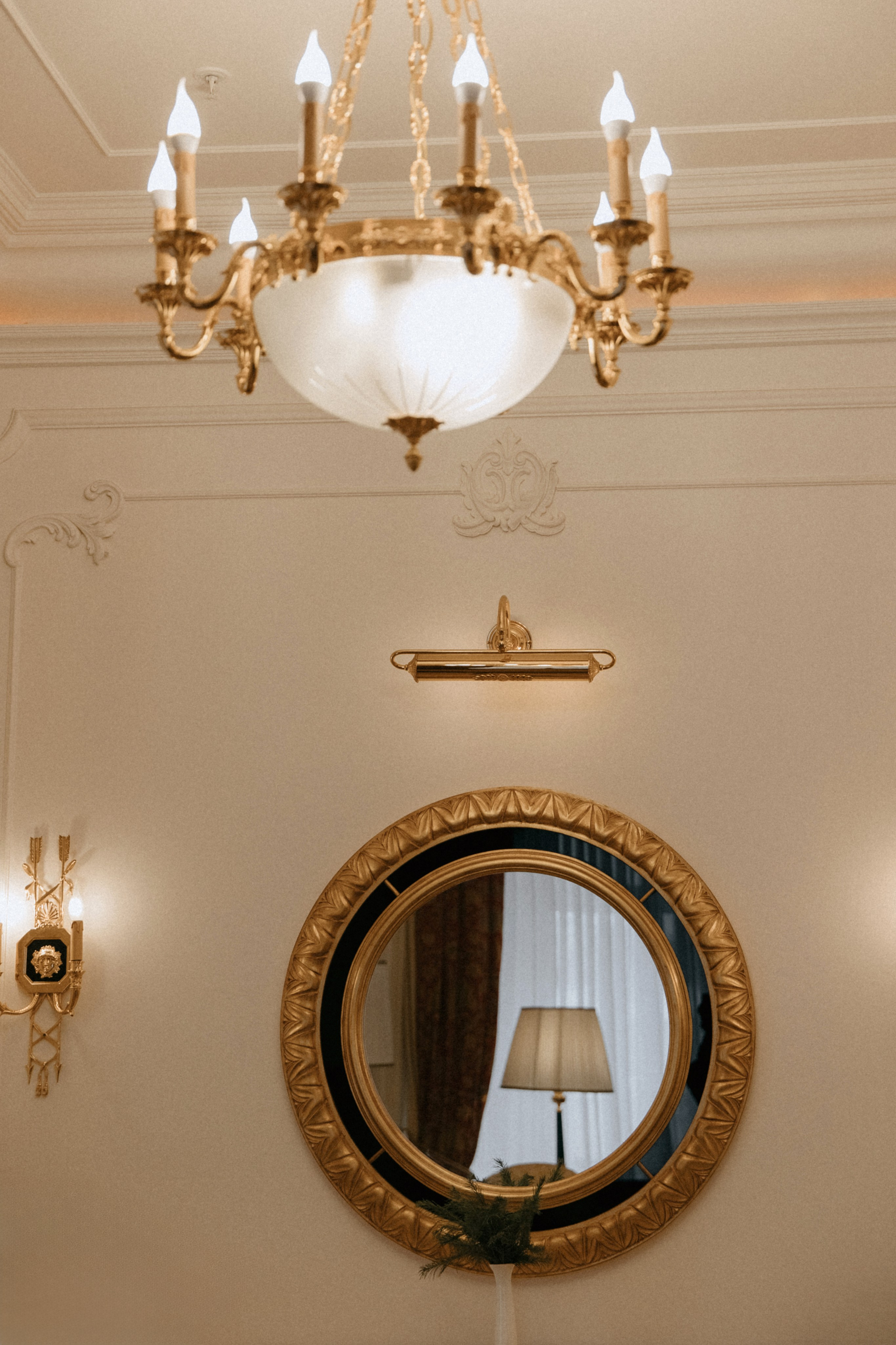 Свадебная фотосъемка в отеле Савой. Свадебный фотограф Москва