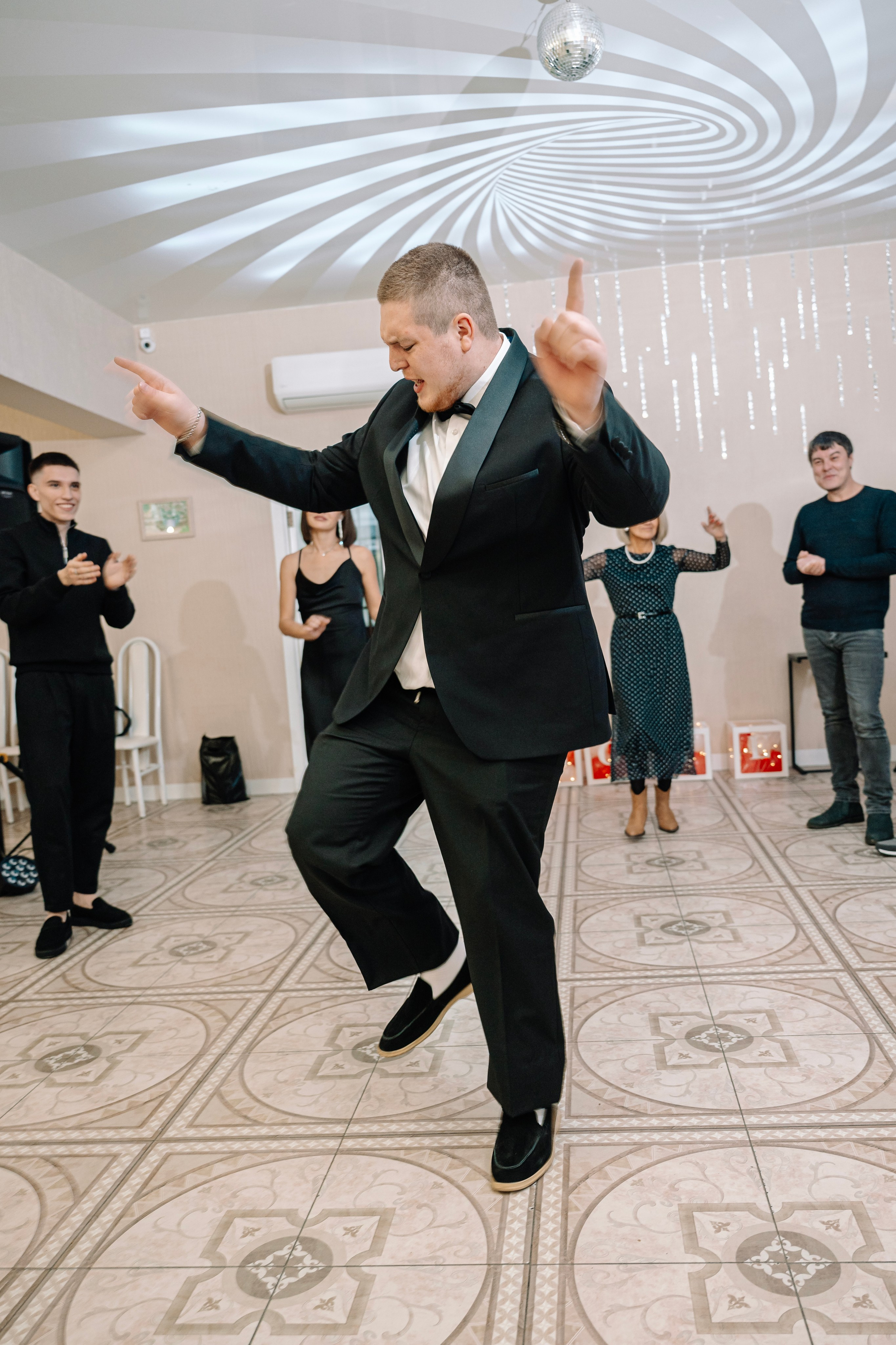 Вячеслав + Виктория. Венчание, свадебное торжество.г.Зеленодольск. Свадебный фотограф в Казани, и Зеленодольске Радик Мухаметов