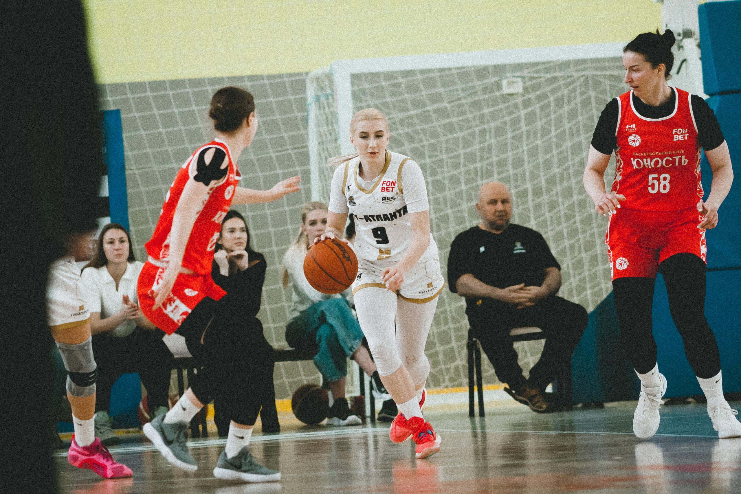 Атланта-Юность / 1. Фотография