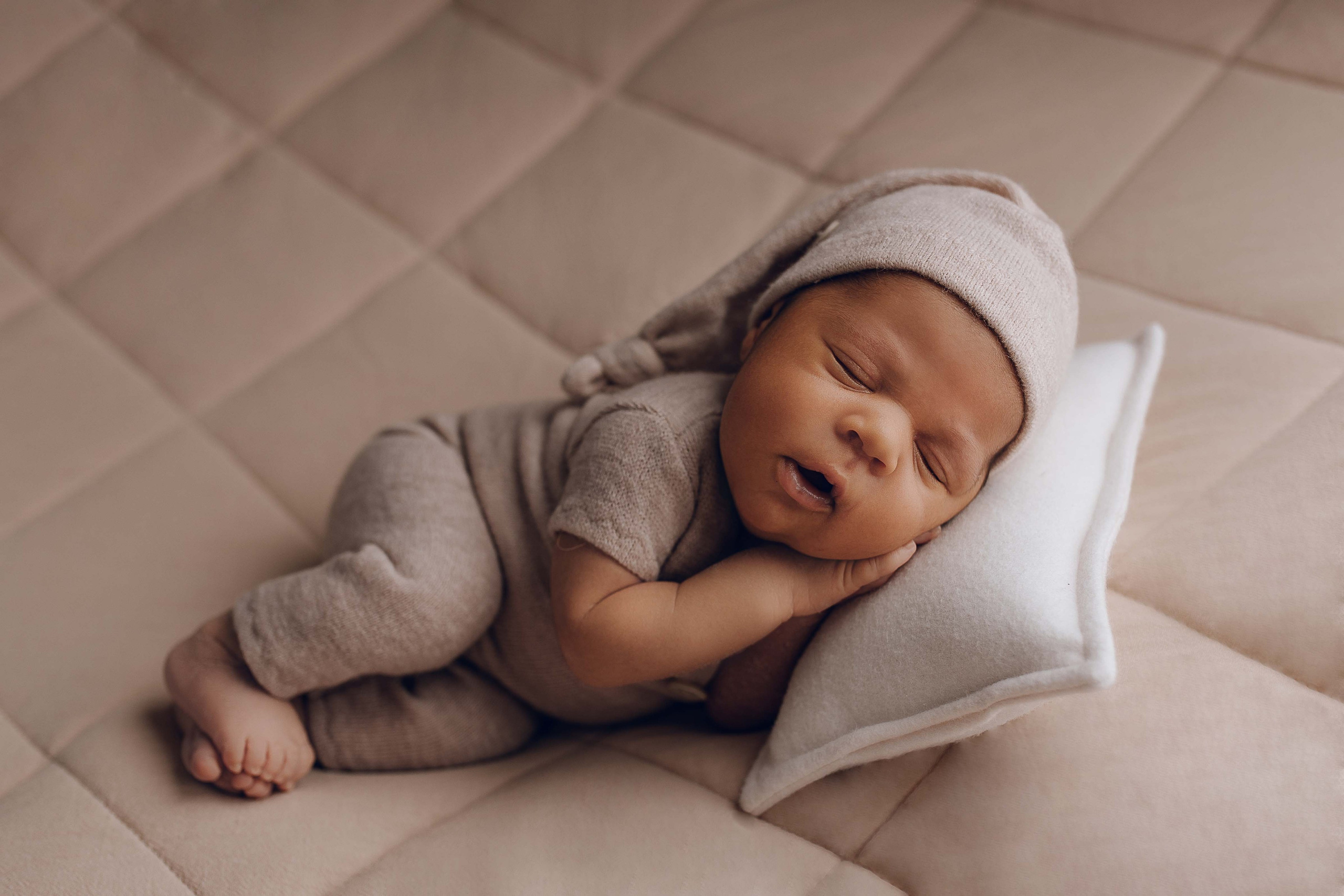 Образы для мальчиков. Фотограф новорожденных в Москве и Московской области