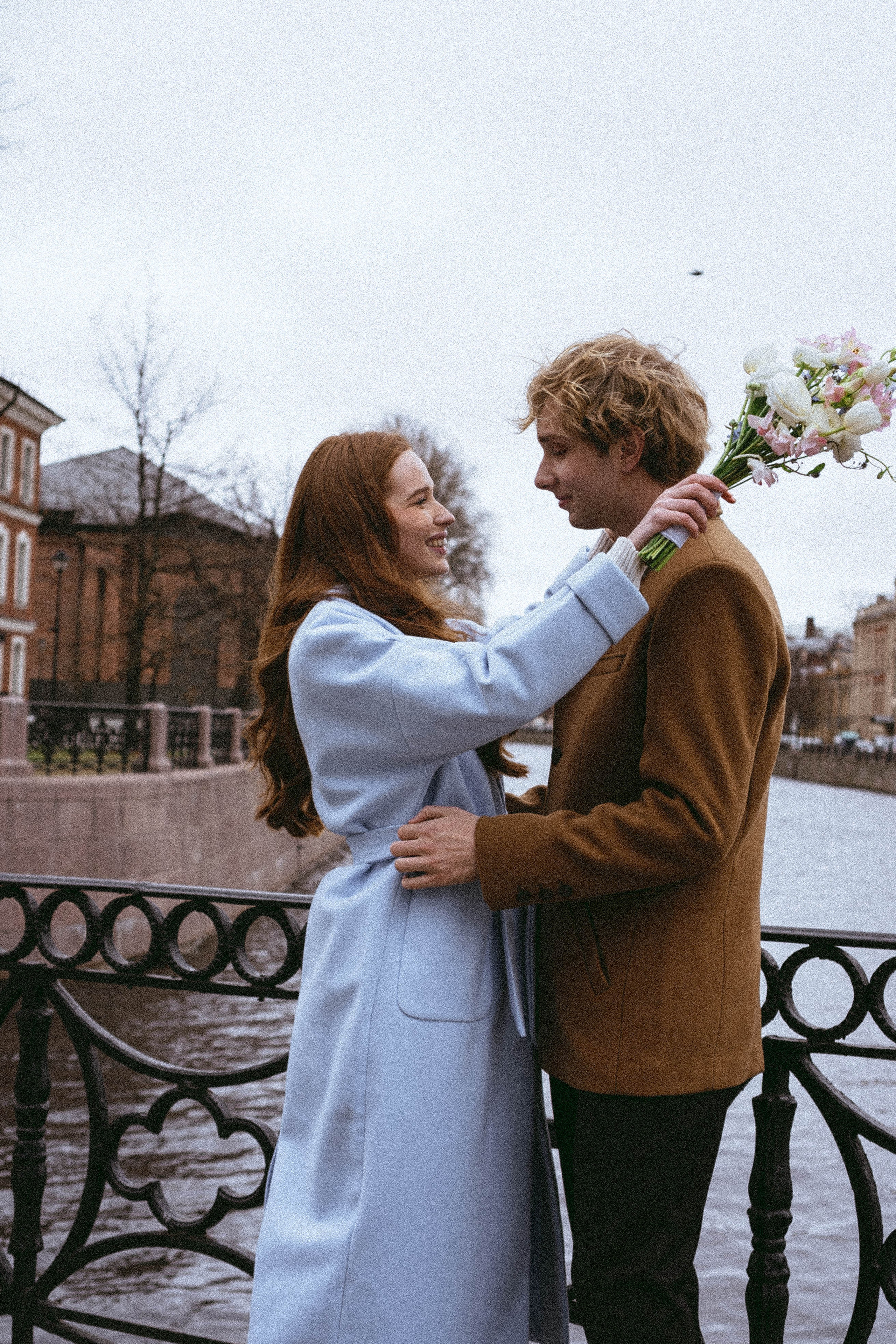 СВАДЕБНАЯ ПРОГУЛКА ПО ПЕТРОГРАДКЕ ВЕСНОЙ (ФОТОСЕССИИЯ ПАРЫ СВАДЕБНАЯ). Профессиональный фотограф, Санкт-Петербург — Виктория Богомолова