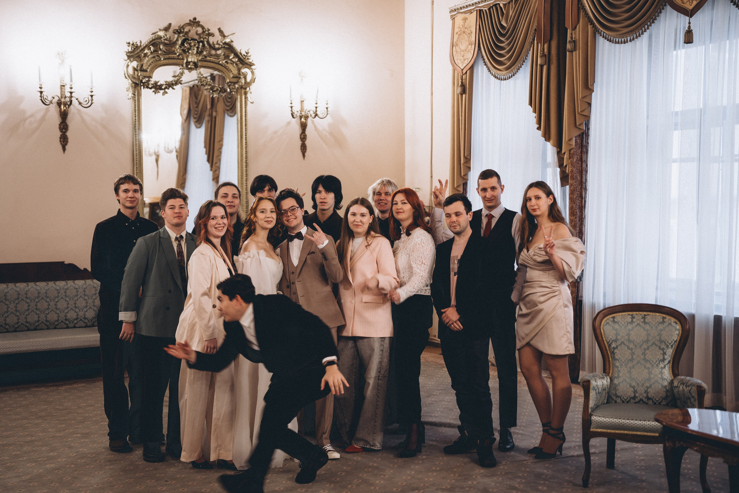 СВАДЕБНАЯ СЬЕМКА ВО ВТОРОМ ДВОРЦЕ С ГОСТЯМИ И ПРОГУЛКА В ТАВРИЧЕСКОМ САДУ. Профессиональный фотограф, Санкт-Петербург — Виктория Богомолова