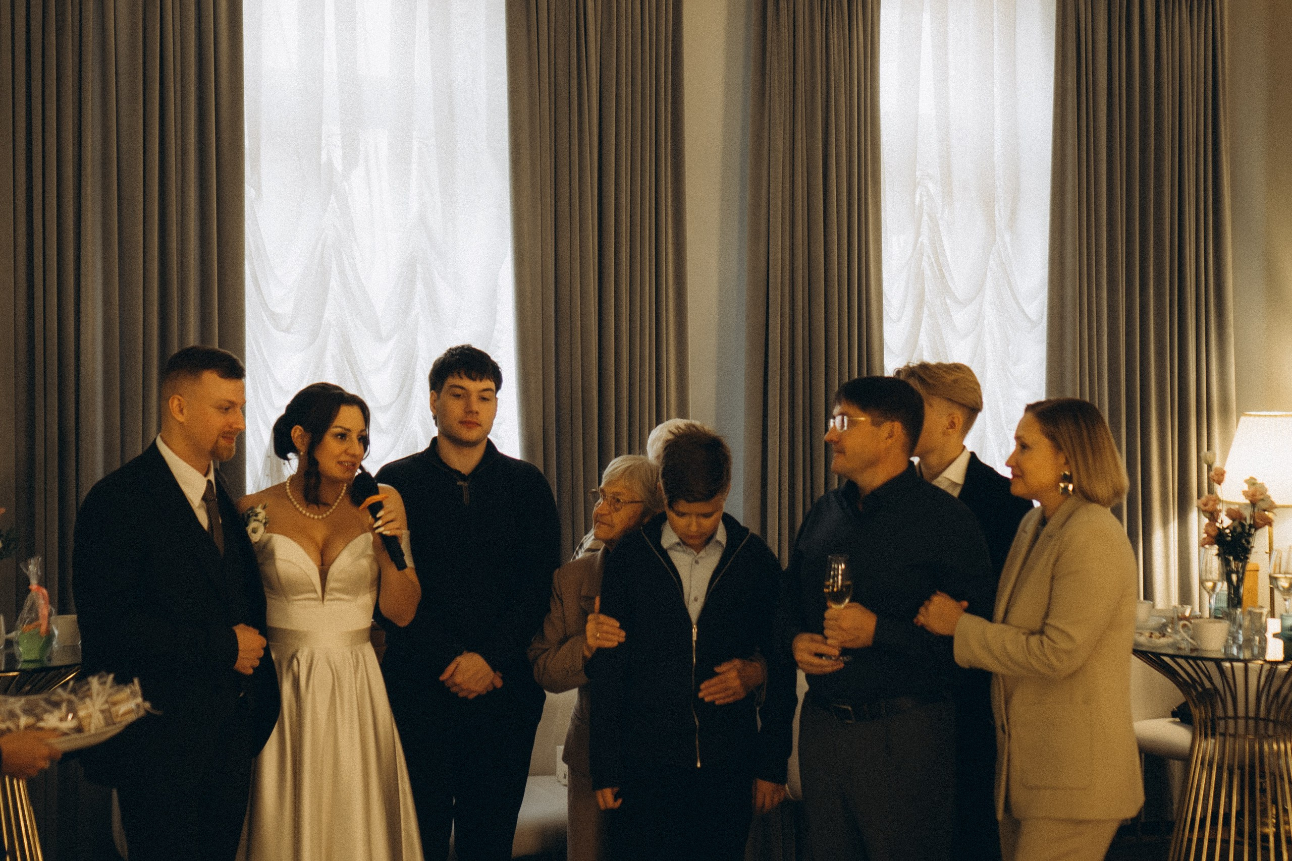 СЬЕМКА РЕПОРТАЖ В ЗАГСЕ (2 ДВОРЕЦ). Профессиональный фотограф, Санкт-Петербург — Виктория Богомолова