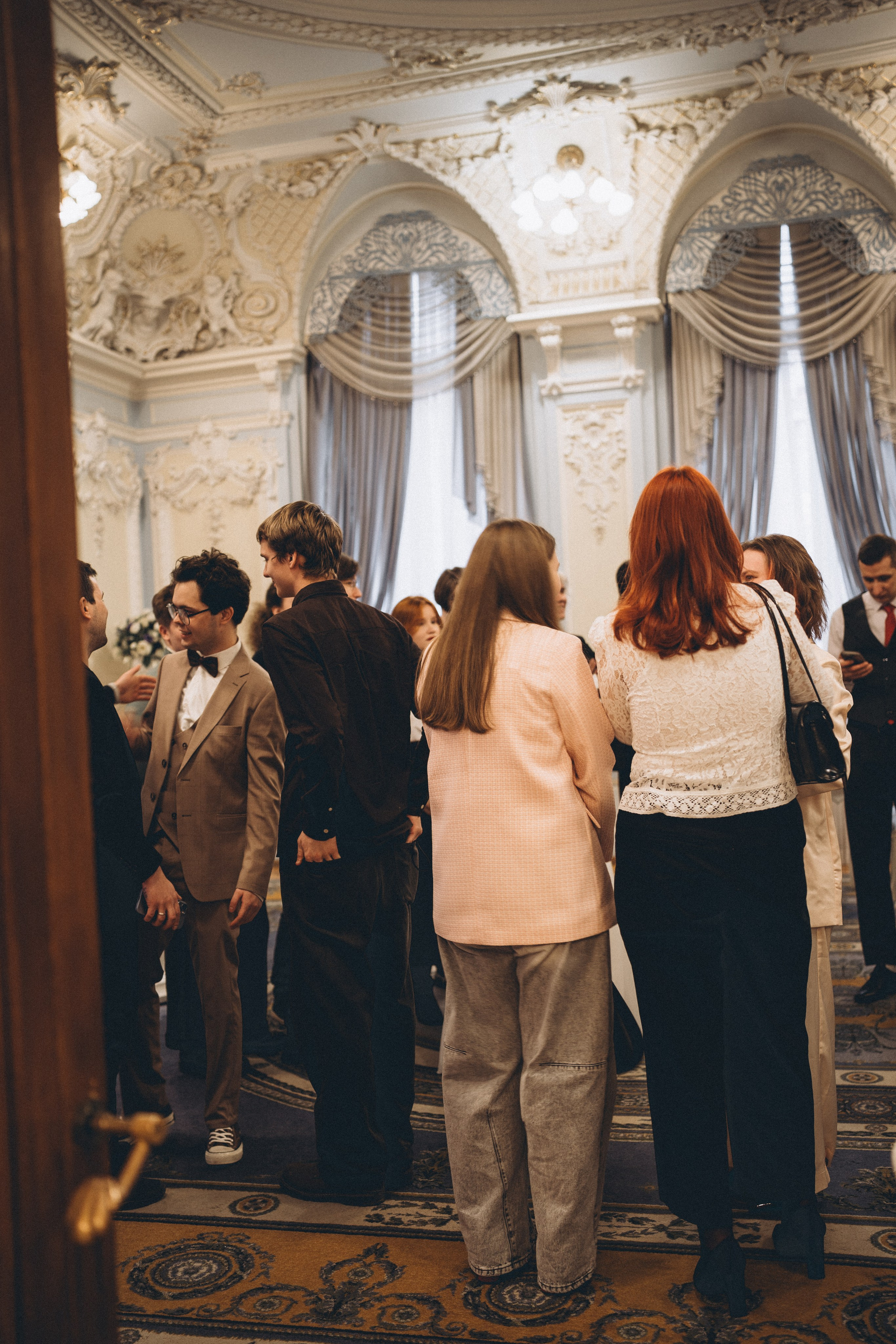 СВАДЕБНАЯ СЬЕМКА ВО ВТОРОМ ДВОРЦЕ С ГОСТЯМИ И ПРОГУЛКА В ТАВРИЧЕСКОМ САДУ. Профессиональный фотограф, Санкт-Петербург — Виктория Богомолова