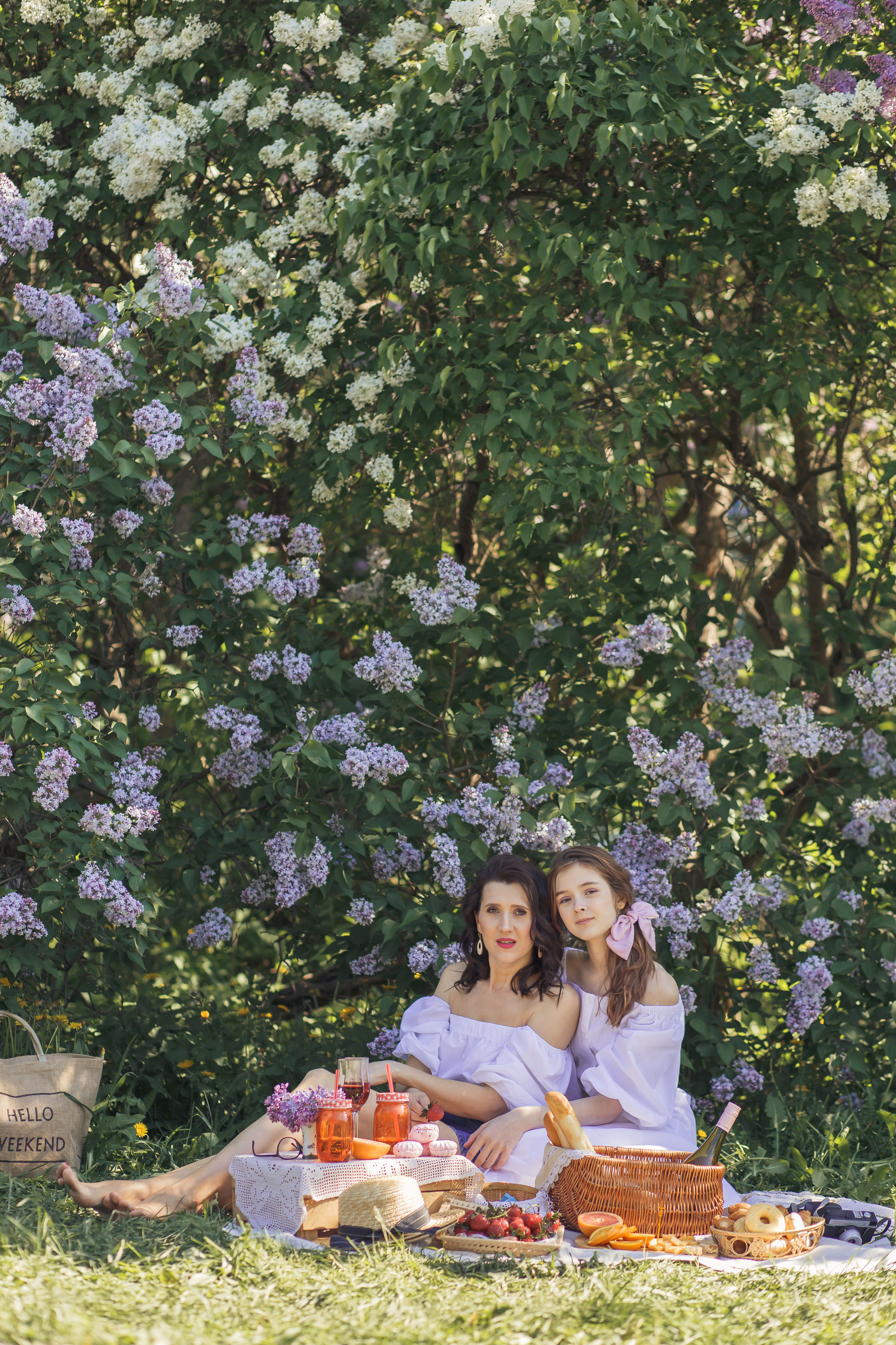 Фотосессия в сирени. Бренд‑фотограф в Москве | Rina _Sphoto — личный и бизнес‑контент