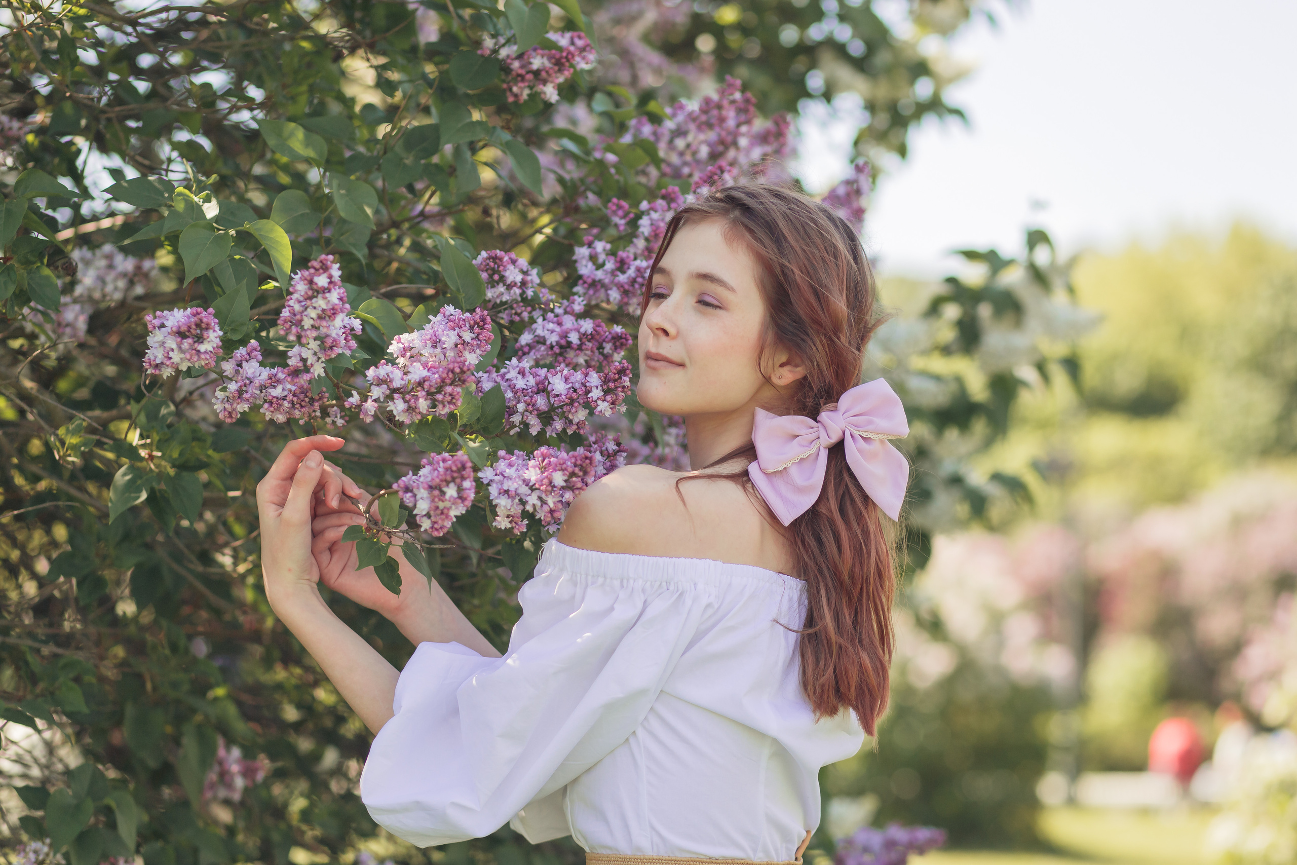 Фотосессия в сирени. Бренд‑фотограф в Москве | Rina _Sphoto — личный и бизнес‑контент