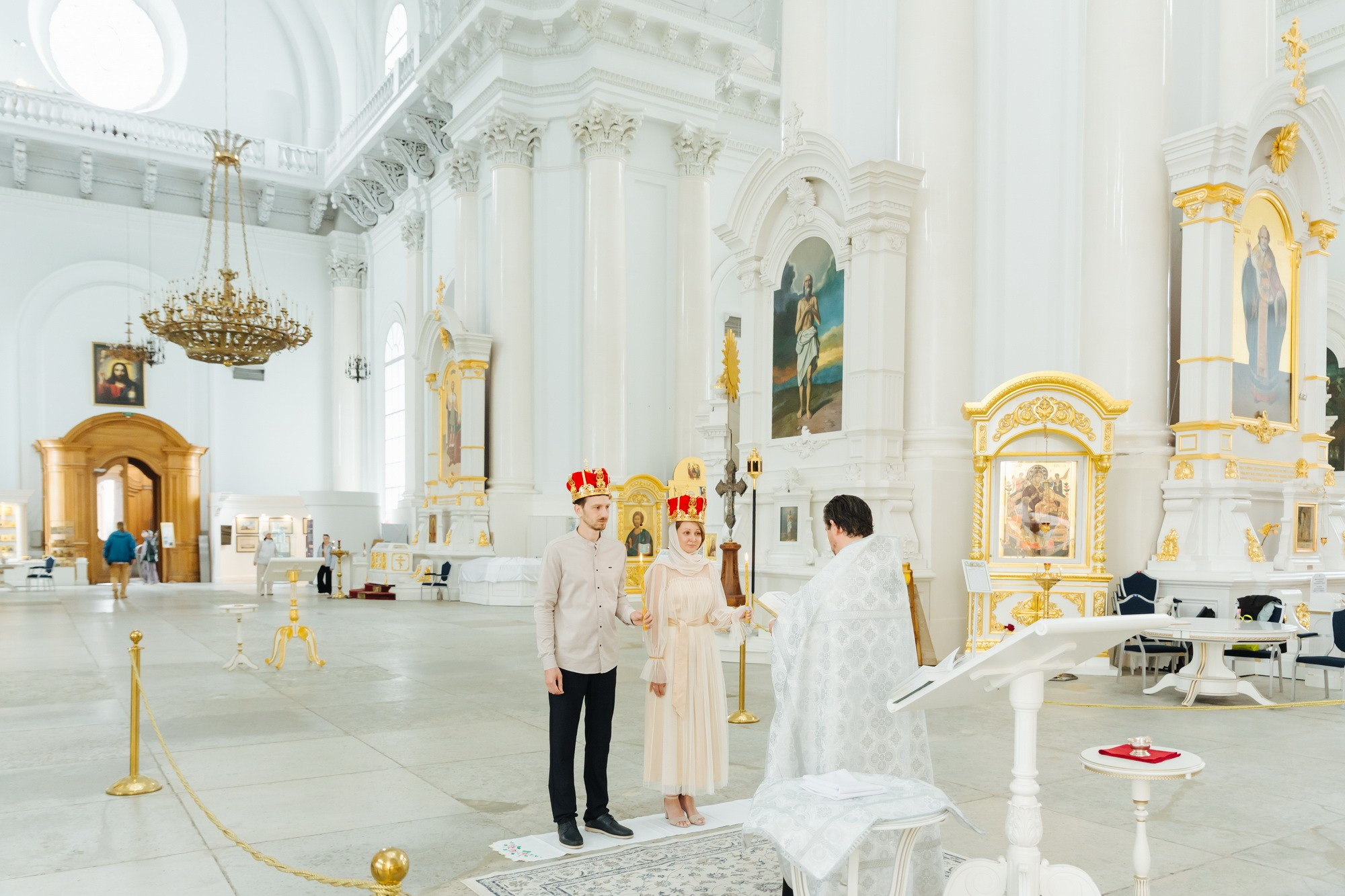 где лучше венчаться спб, смольный собор, сколько стоит венчание, лучший храм церковь для венчания, стоимость венчания в смольном соборе, фотограф на венчание, обвенчаться в Питере, смольный собор как обвенчаться