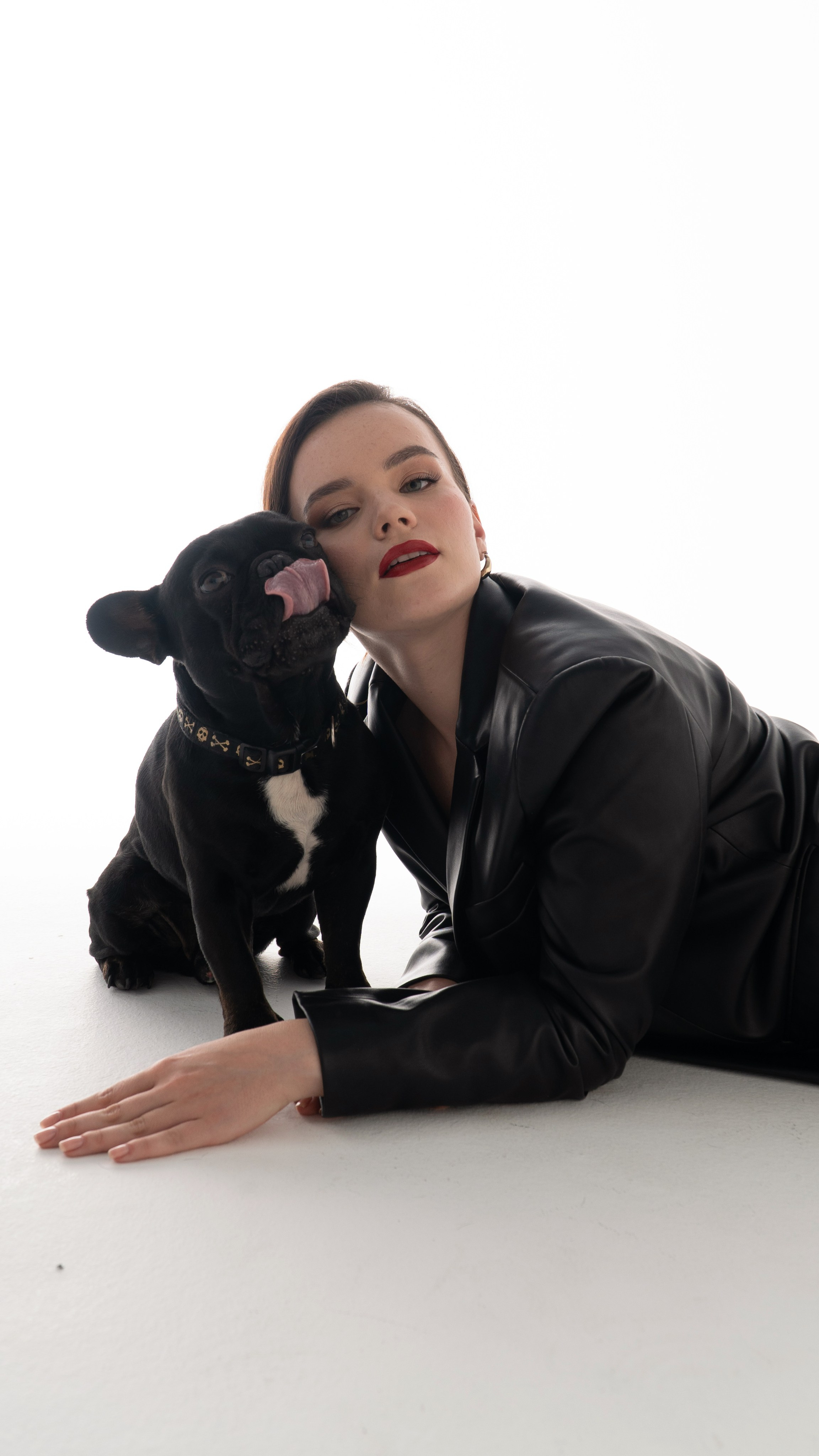 Anna and Lord. Wedding Photographer in Barcelona and Medellin