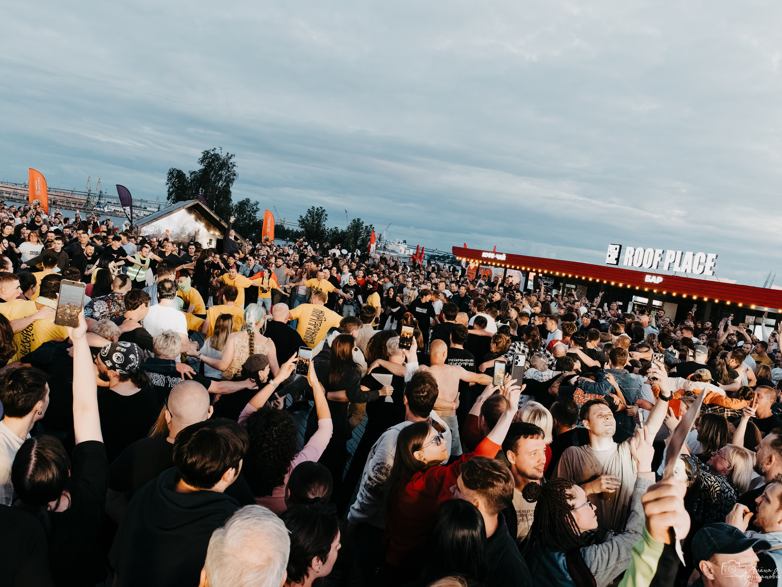 Нейромонах Феофан, фоторепортаж, СПб, Roof Place, 23.07.2026. Алена Адрианова: фотограф в Санкт-Петербурге