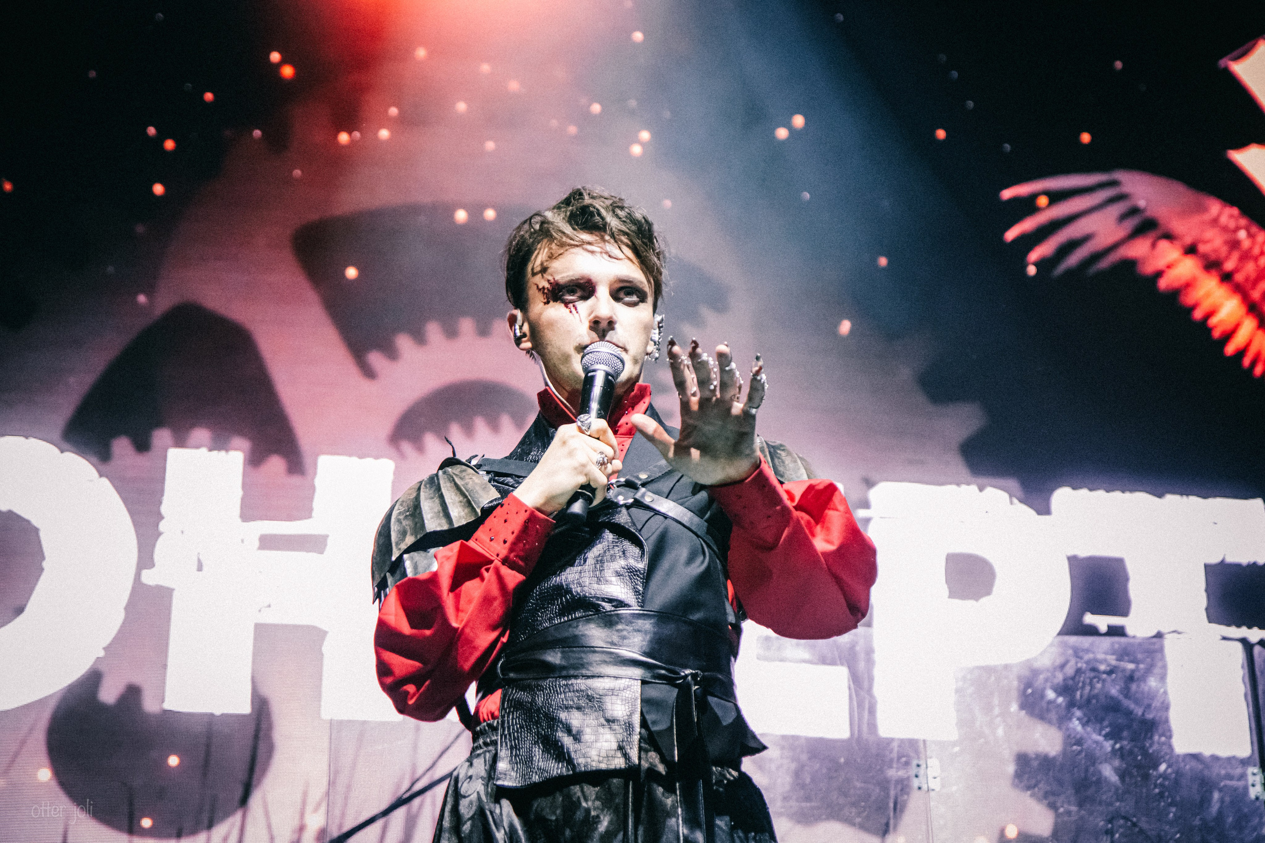 Geek & Music. Концертный репортёр Валерия Сафина