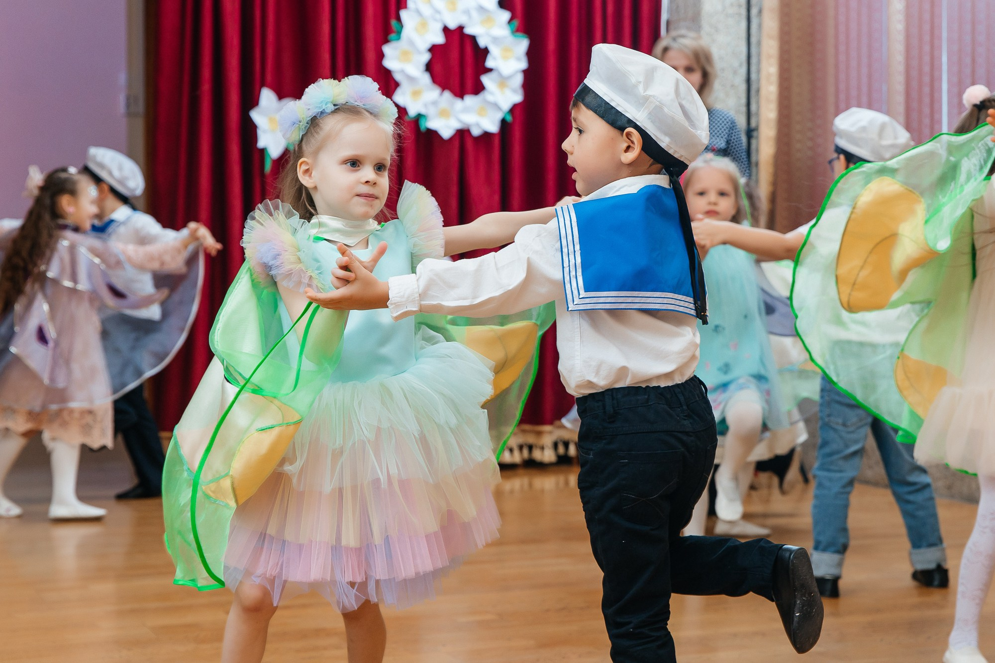 Детский сад № 93 — Утренник (10.03.2023). Свадебный и семейный фотограф Крамар Наталья