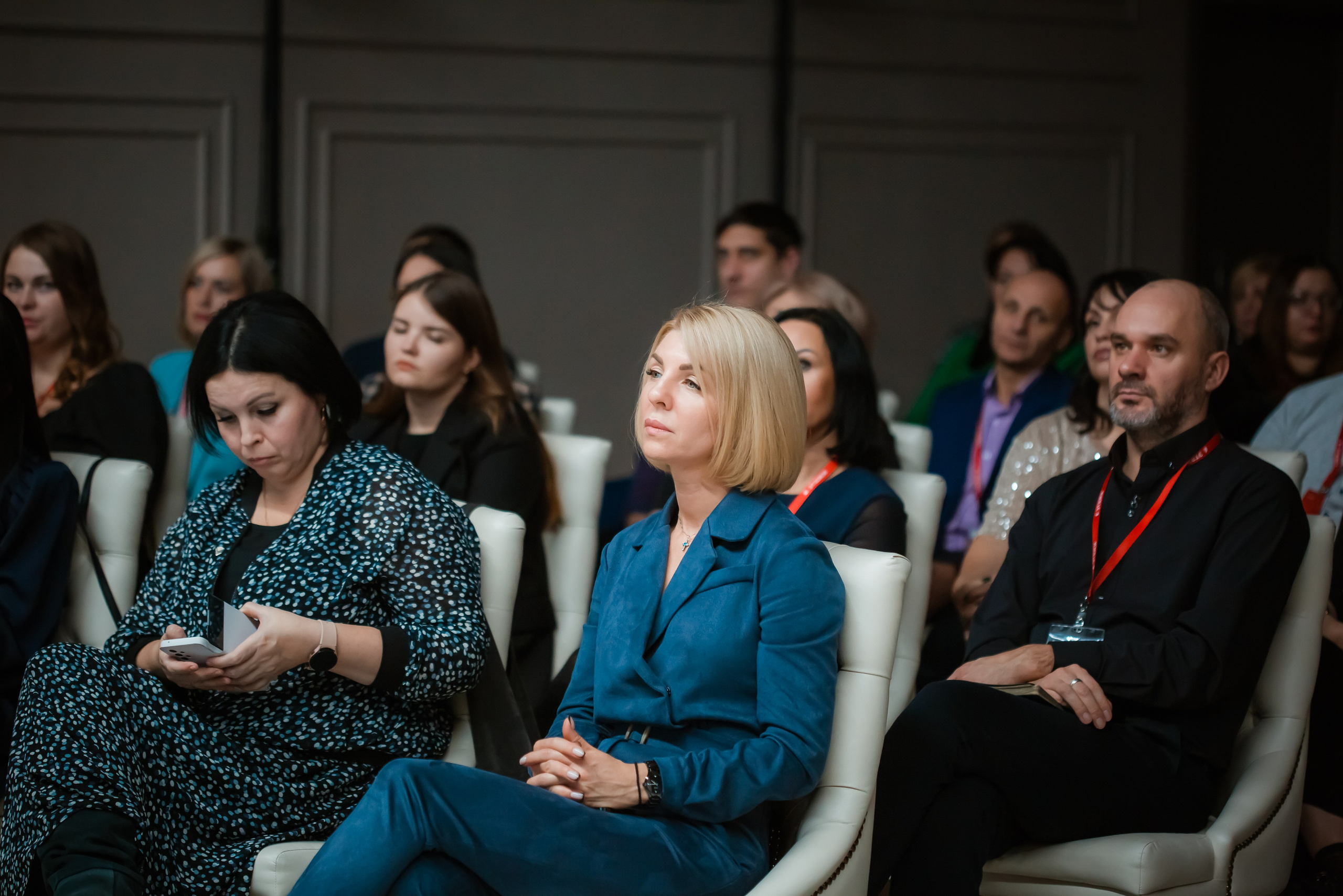Этажи — подведение итогов 2023. Репортажный фотограф Василий Сазонов в Нижневартовске
