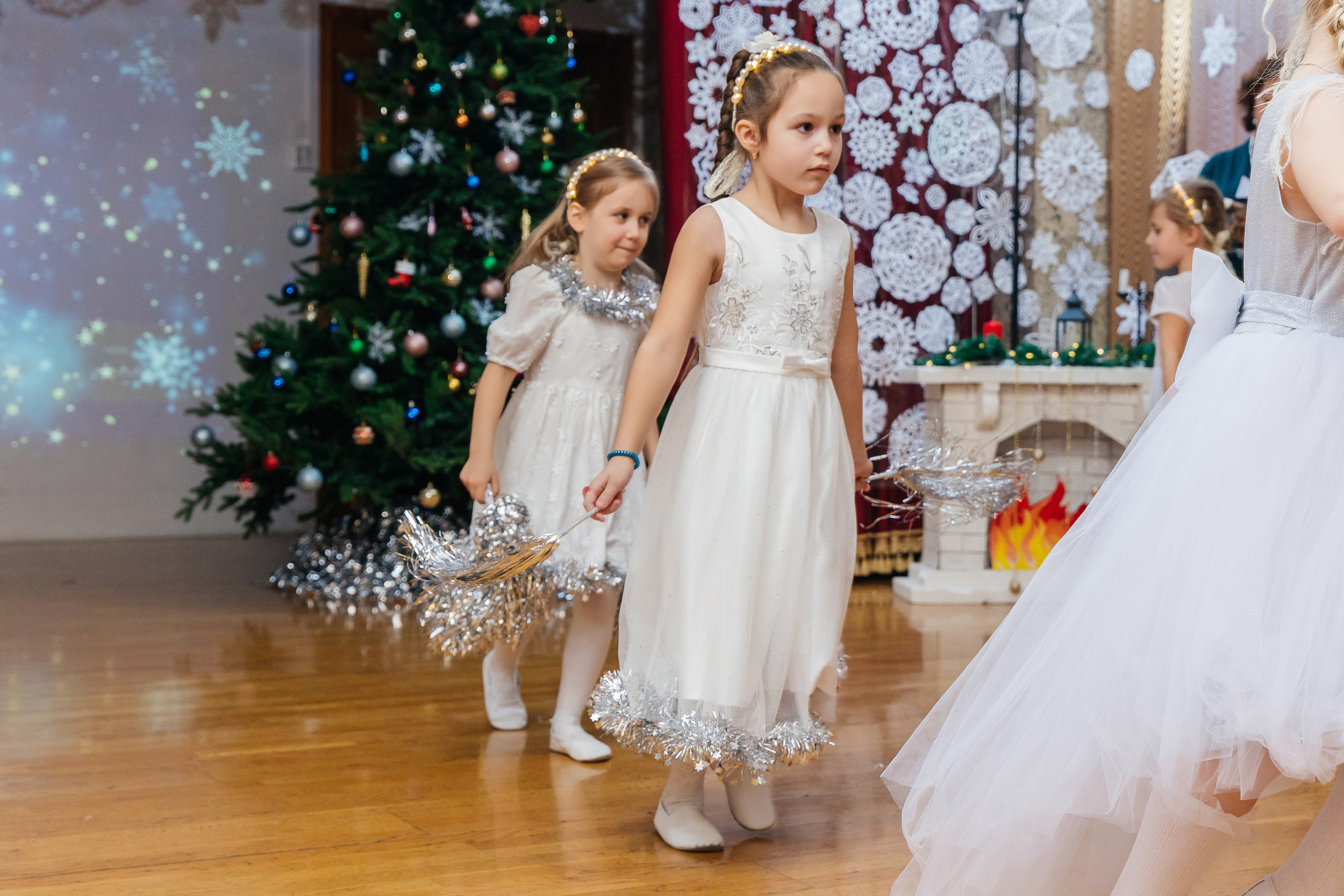 Детский сад № 93 — Утренник (20.12.2024). Свадебный и семейный фотограф Крамар Наталья