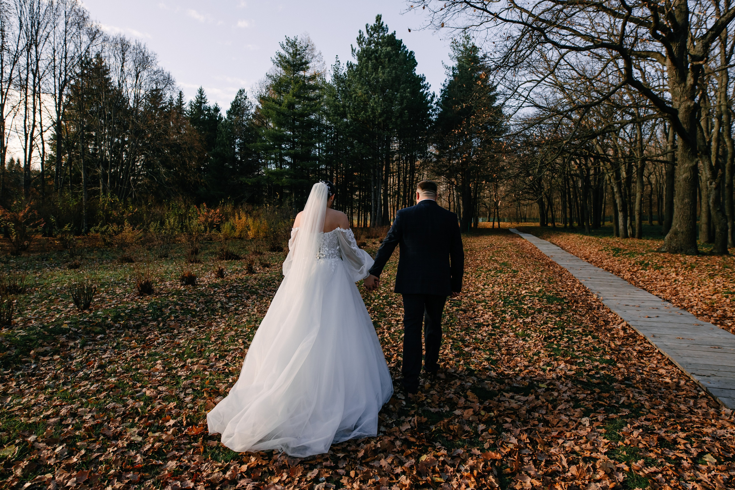 Свадебная прогулка в г. Старый оскол. Свадебный фотограф в Старом Осколе Тулинова Мария