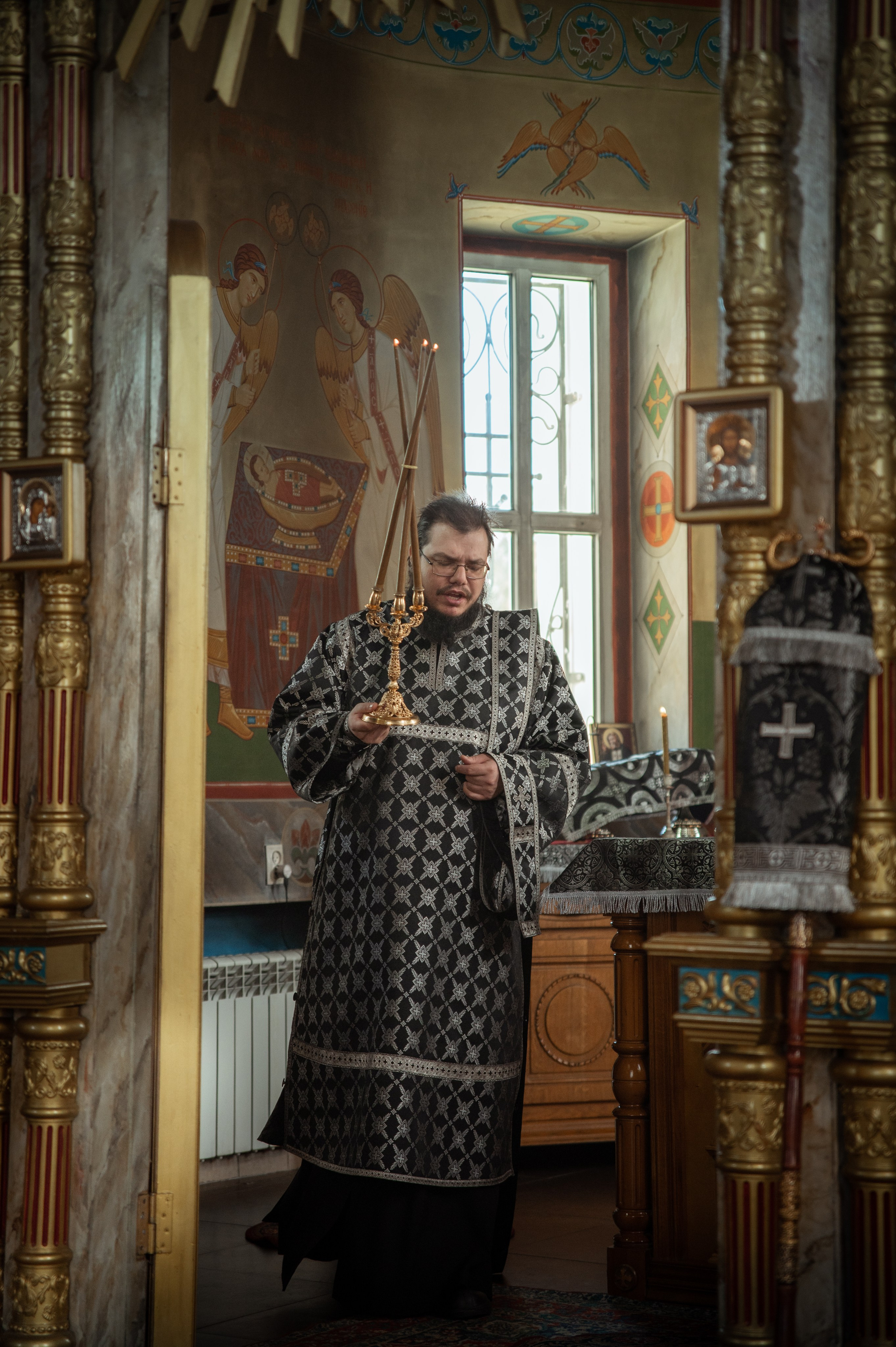 Преждеосвящение Даров. Храм Серафима Саровского. Церковный, семейный и репортажный фотограф Волгоград, Волжский