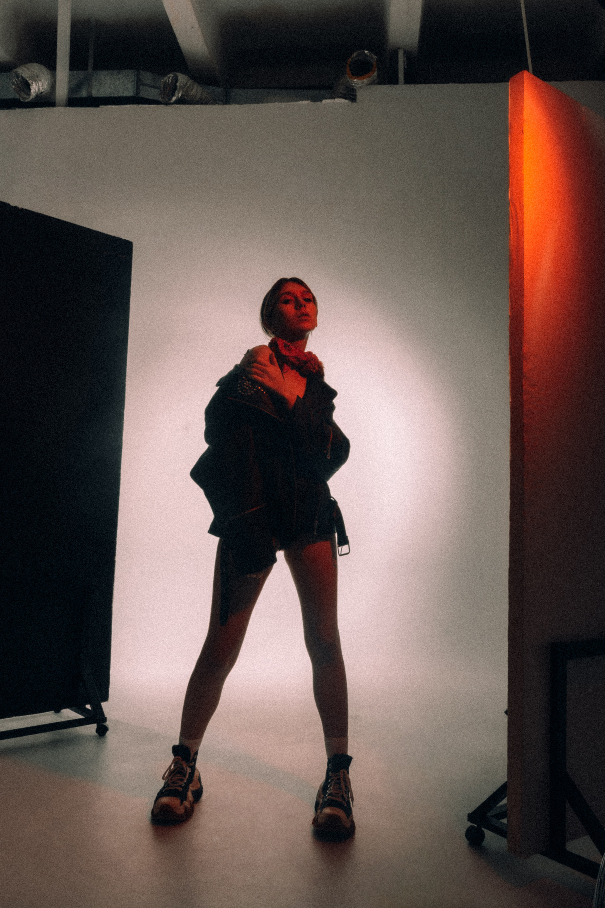 Фотосессия Сони | красный символ. Фотографирую пары и индивидуальные съемки в Алматы Шунько Ирина