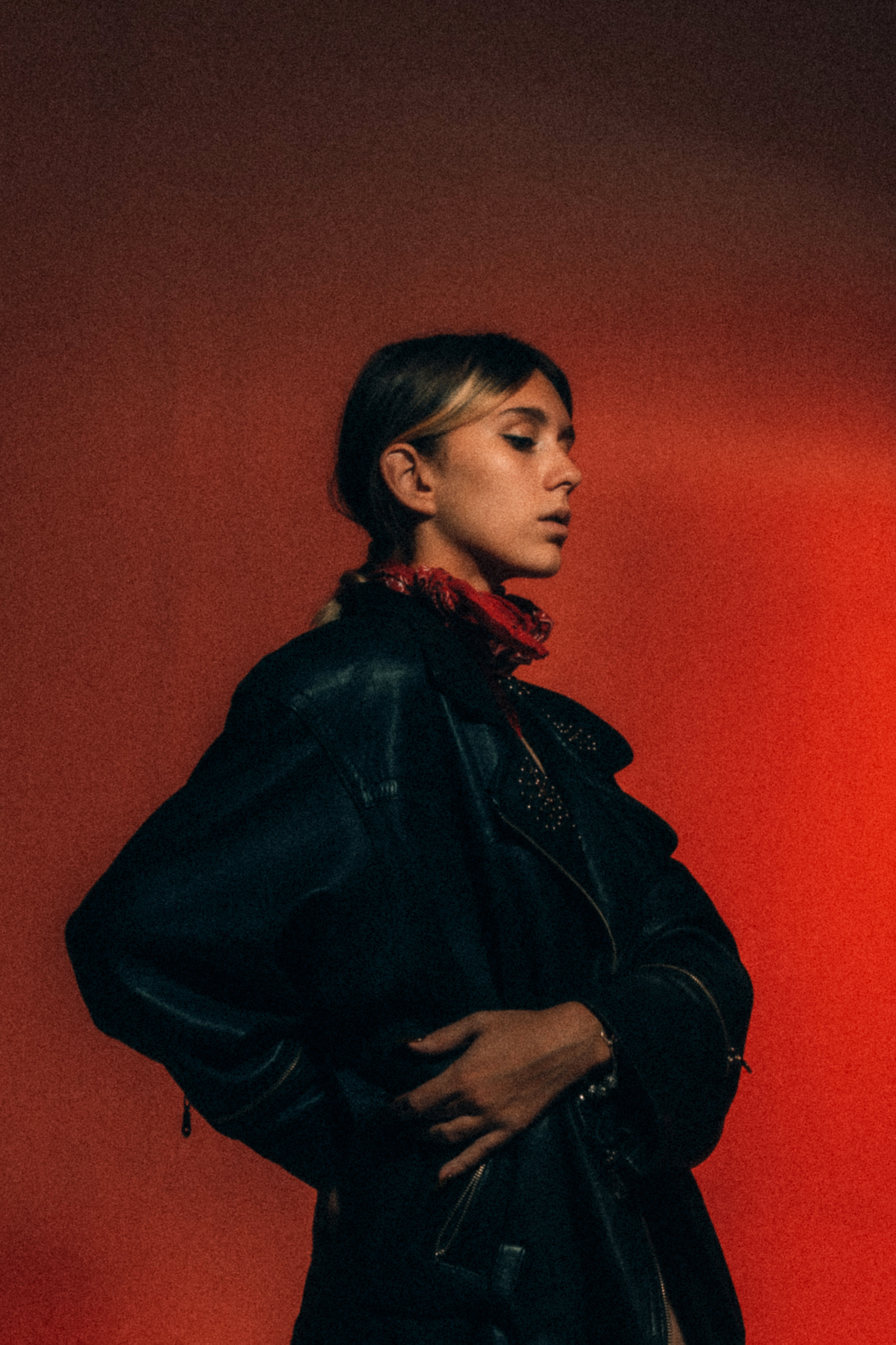 Фотосессия Сони | красный символ. Фотографирую пары и индивидуальные съемки в Алматы Шунько Ирина