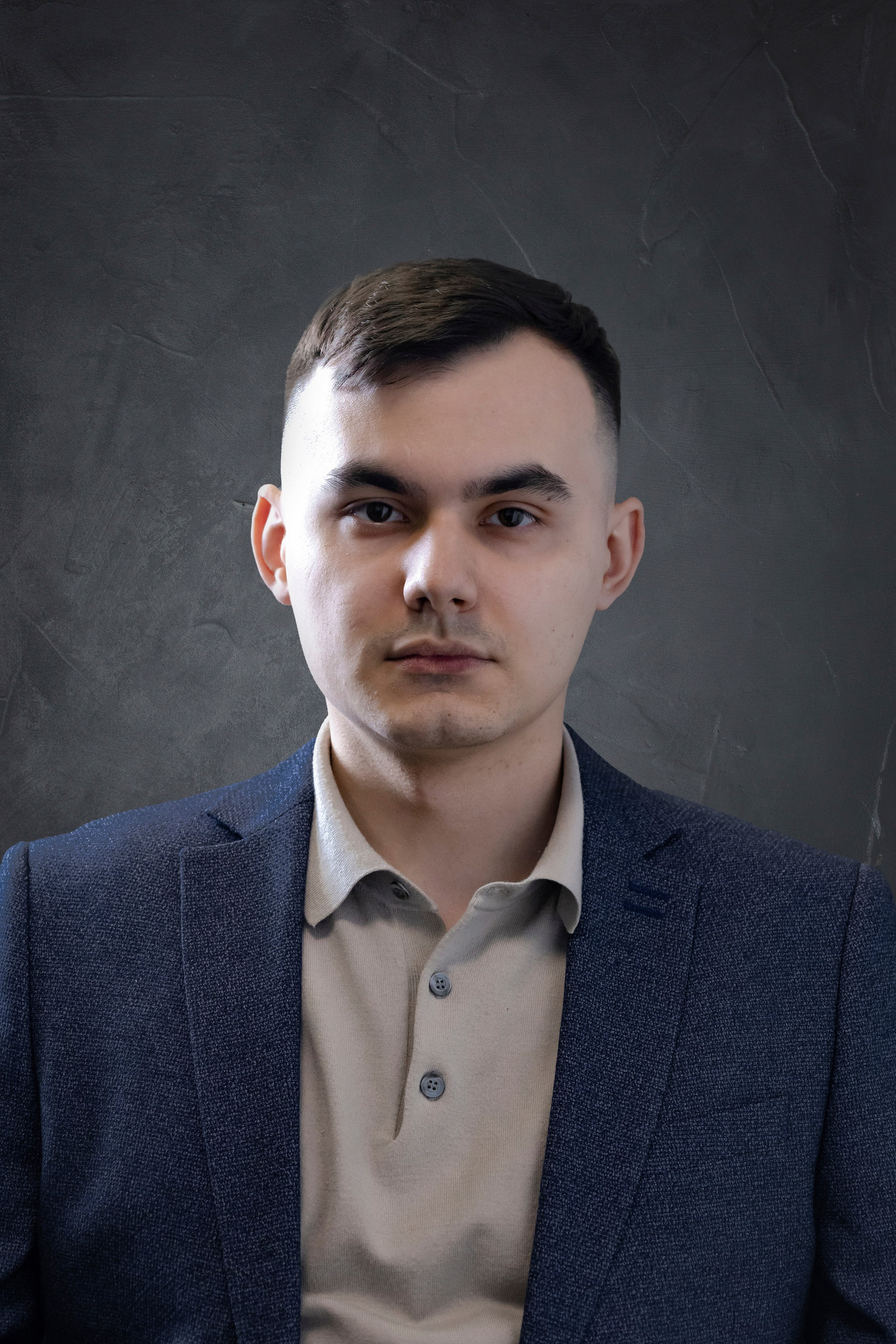 Портретная фотосъёмка для специалистов, сотрудников и компаний. Предметный фотограф в Москве и Московской области